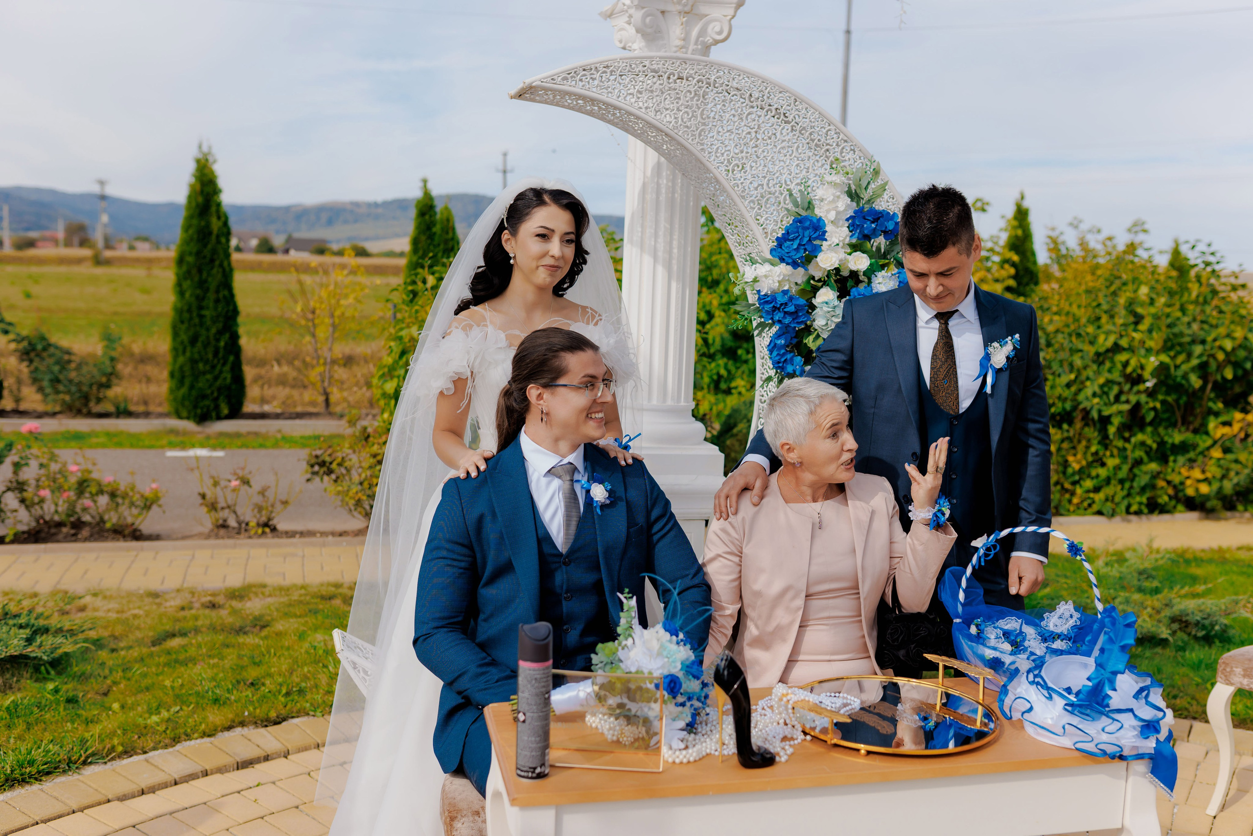 Loredana & Emilian – Ziua Nunții | Videografie - fotografie Botez Suceava, Iași, Botoșani. Servicii foto-video profesionale, pentru momente de neuitat