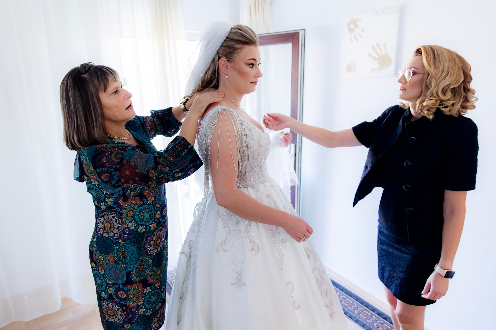 Mihai & Oana. Servicii foto-video profesionale, pentru momente de neuitat