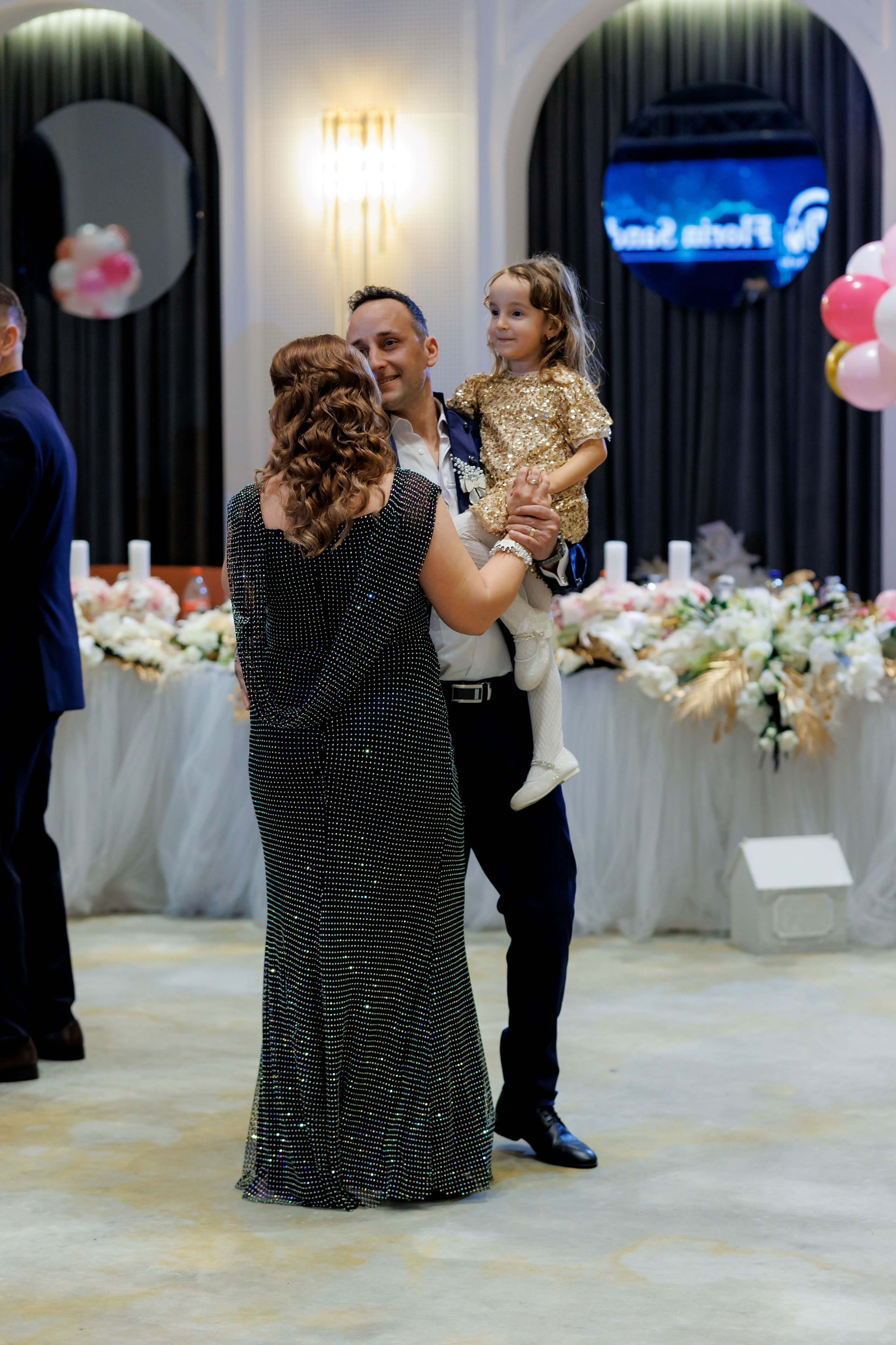 Povestea voastră, regizată de noi |Cristi Turculet Videograf Nuntă Suceava | wedding highlight. Servicii foto-video profesionale, pentru momente de neuitat