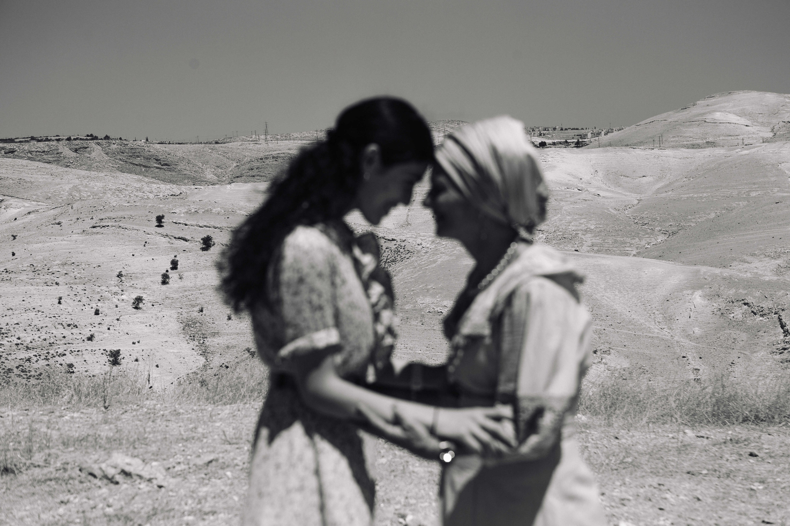 MAALE ADUMIM, HOME PHOTO SESSION + DESERT. Https://shi-photo.com/