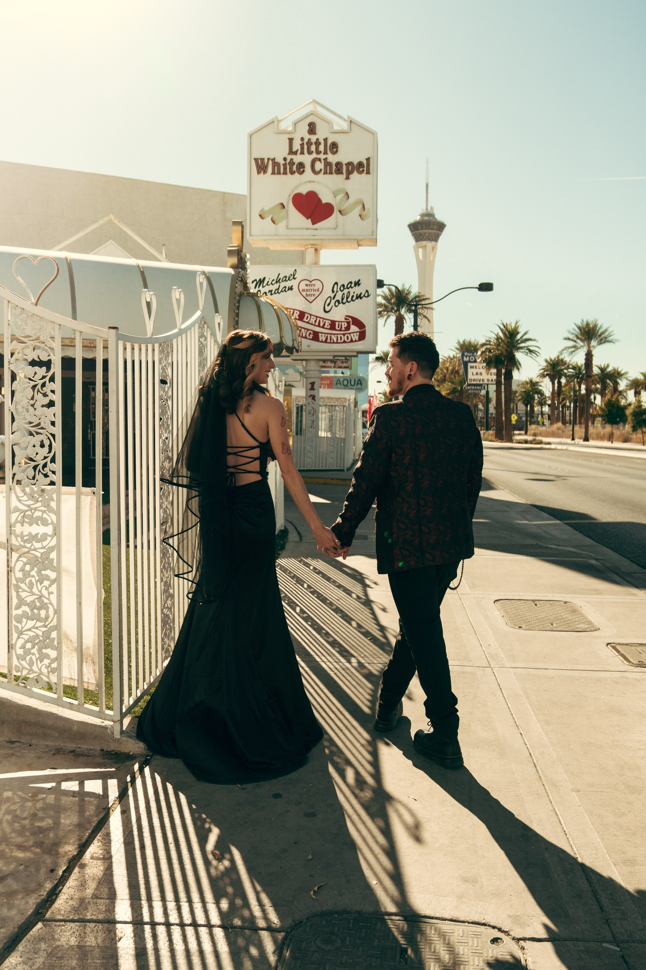 Jordan&Jarret. Wedding & elopement photographer Viktoriya Kravtsov. Las Vegas