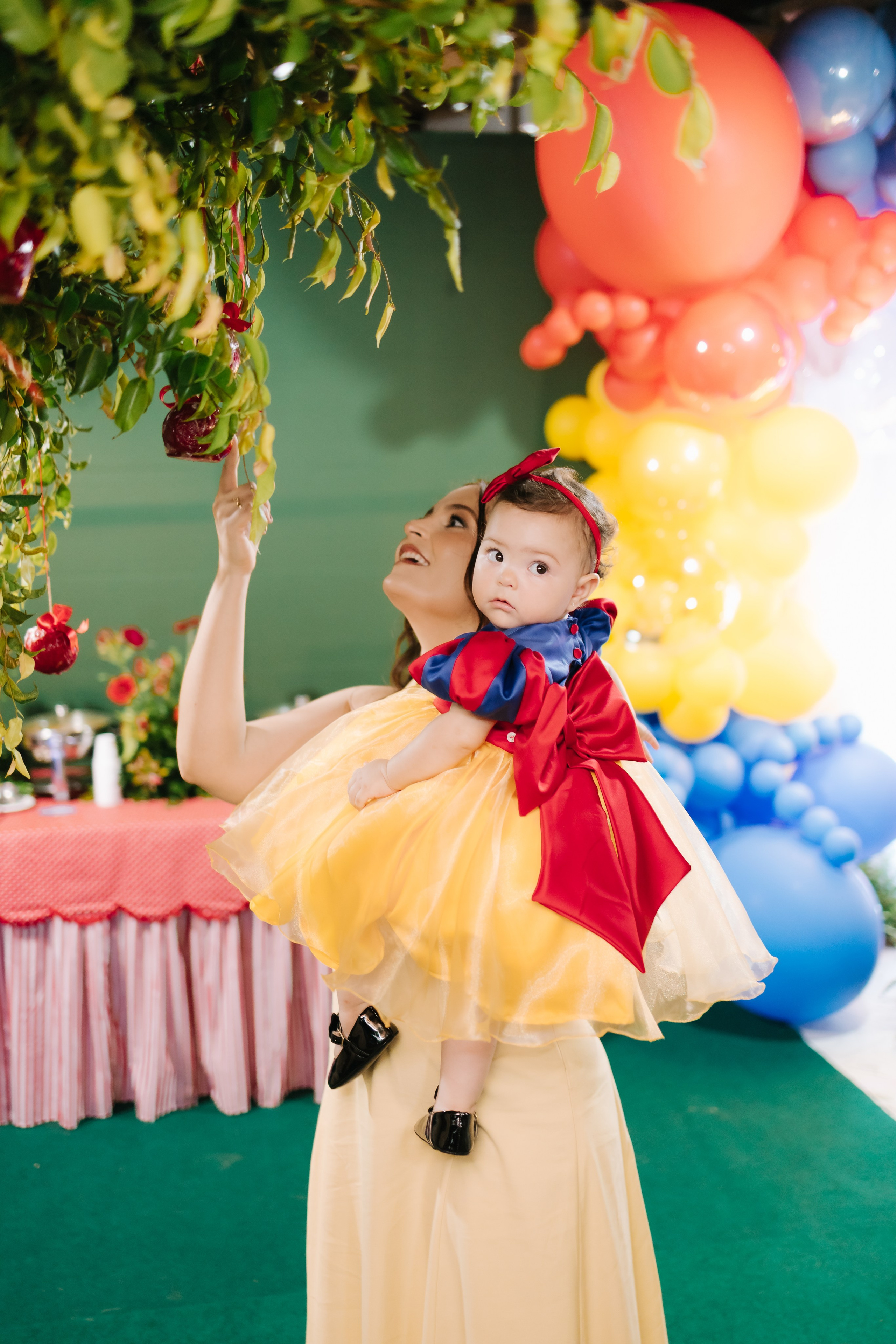Helena — 1 ano. Fotógrafo Richard Silvestre — Casamentos na Bahia