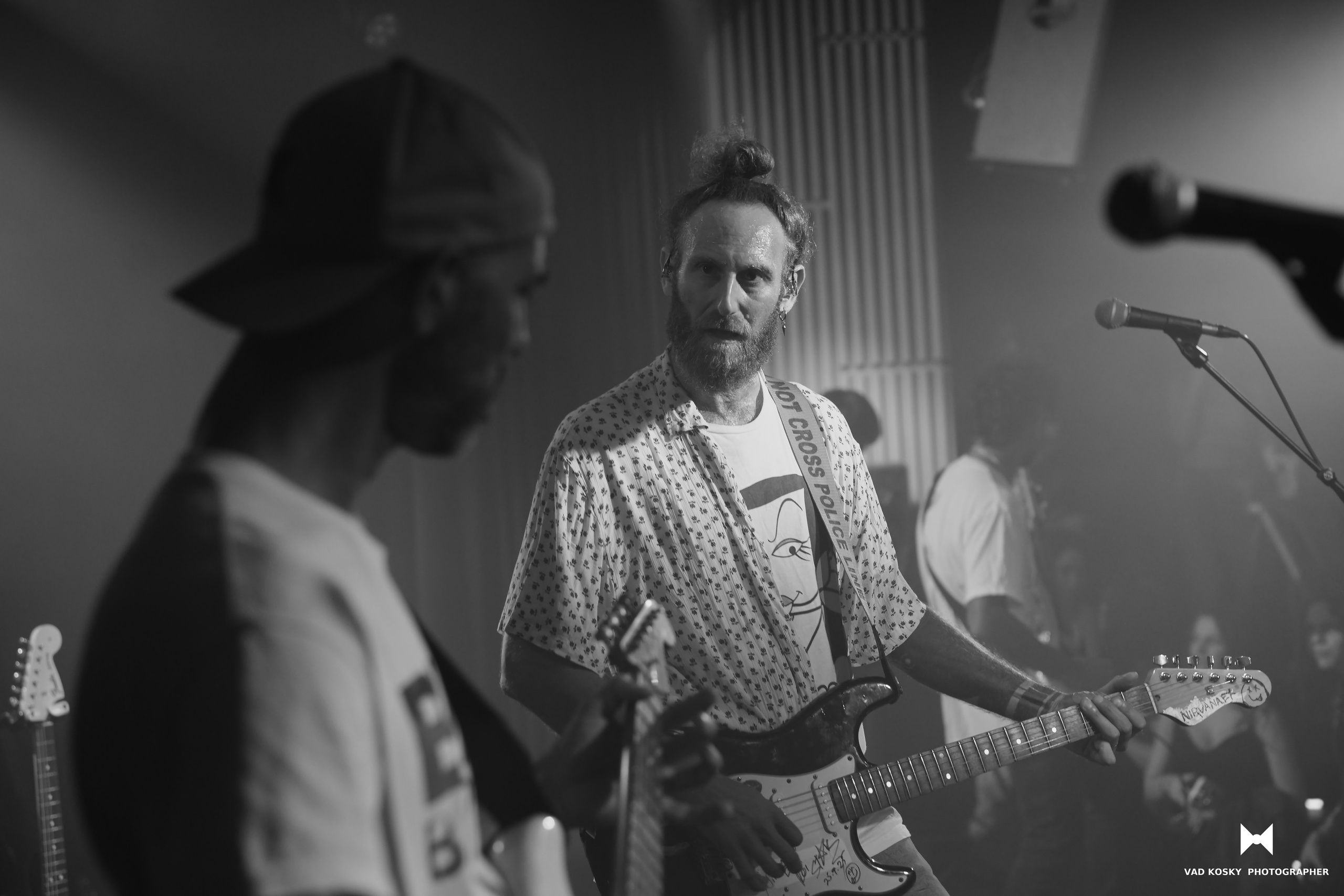 Roy Star & Group — Nirvana tribut TLV Grey club. Vad Kosky Photographer