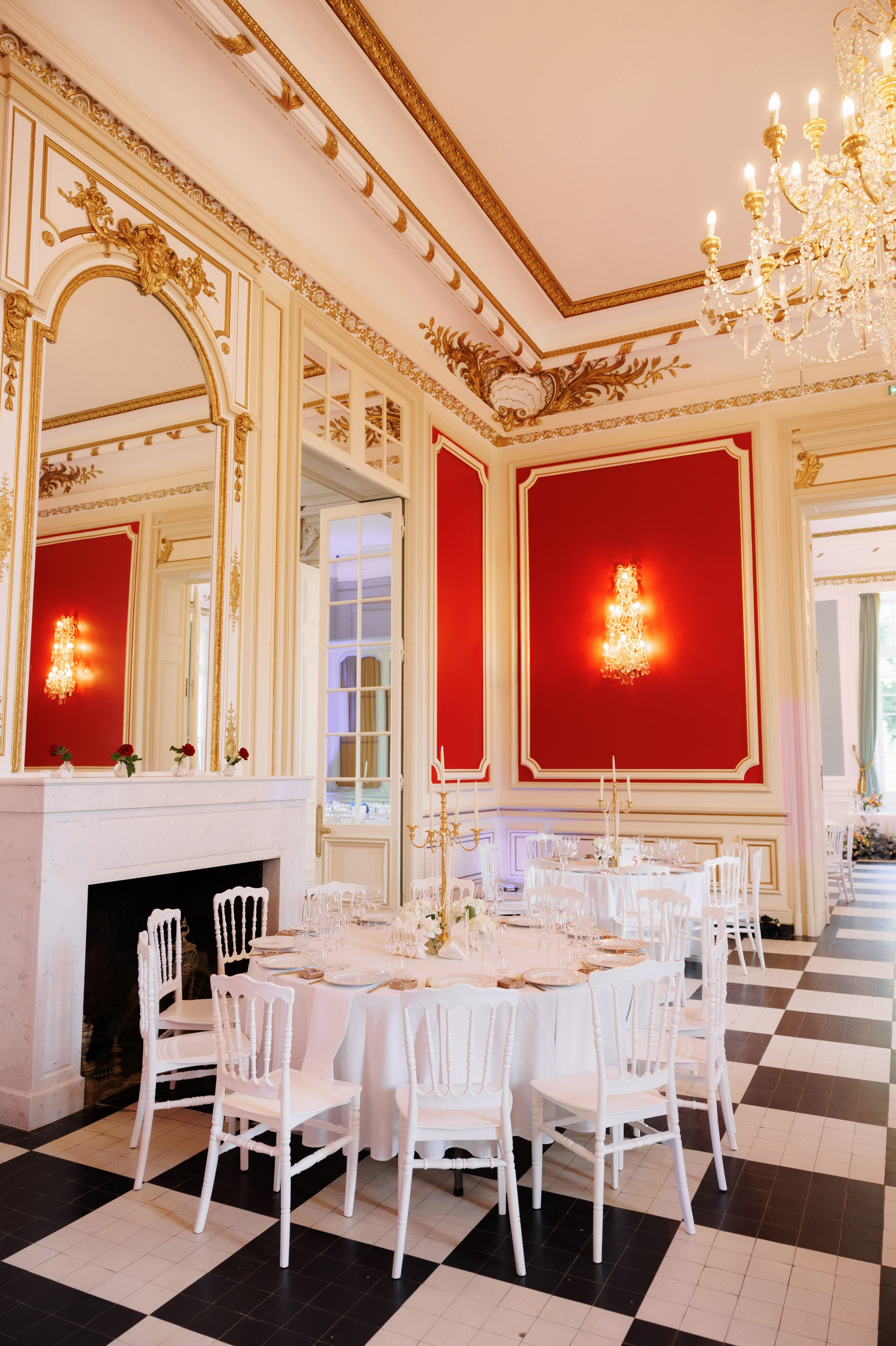 Seulement dans tes bras. Servicii Foto Video în Chișinău și Europa ID-Brothers