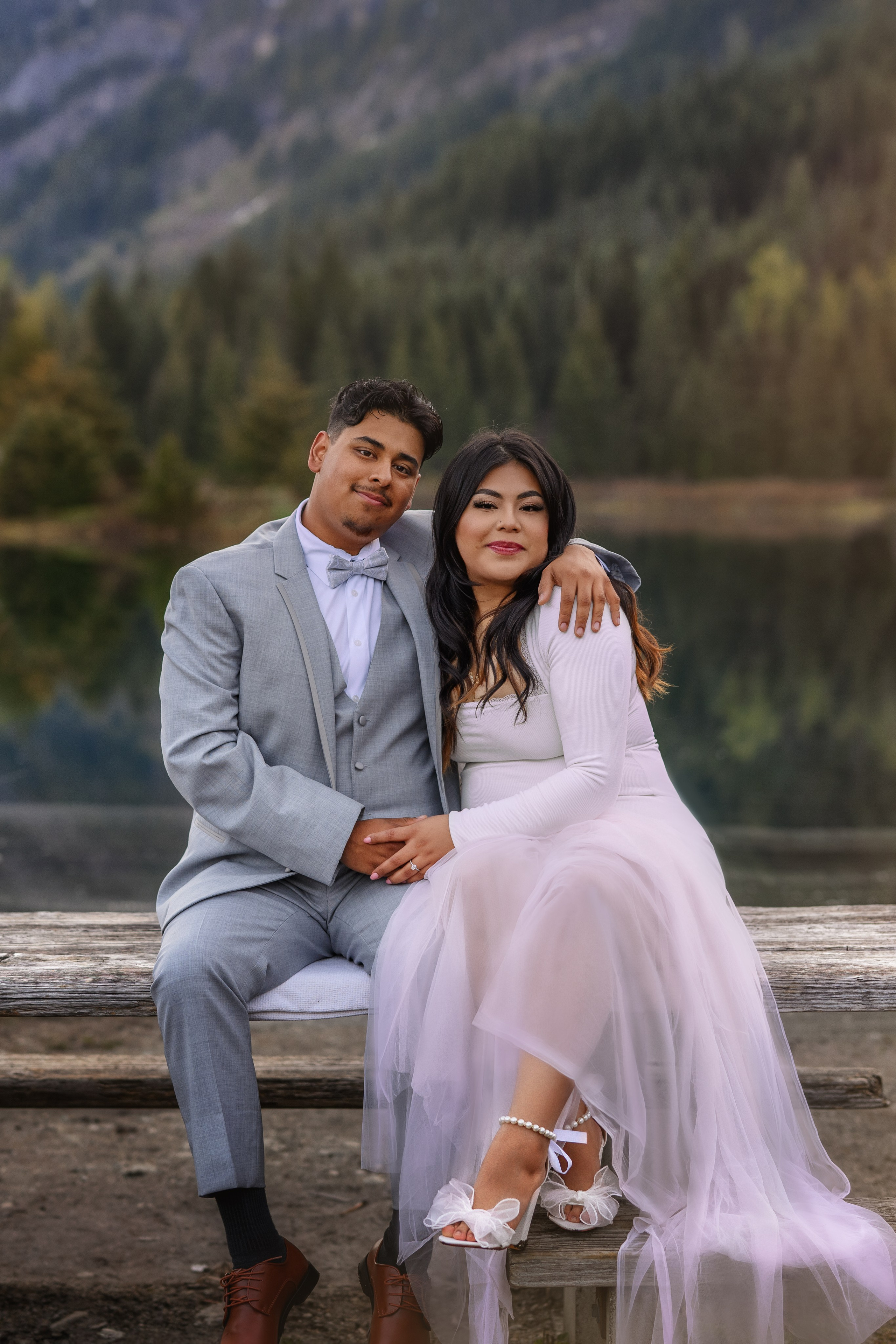 Elopements. Wedding & family photography in Seattle area. Helen Michelle photographer