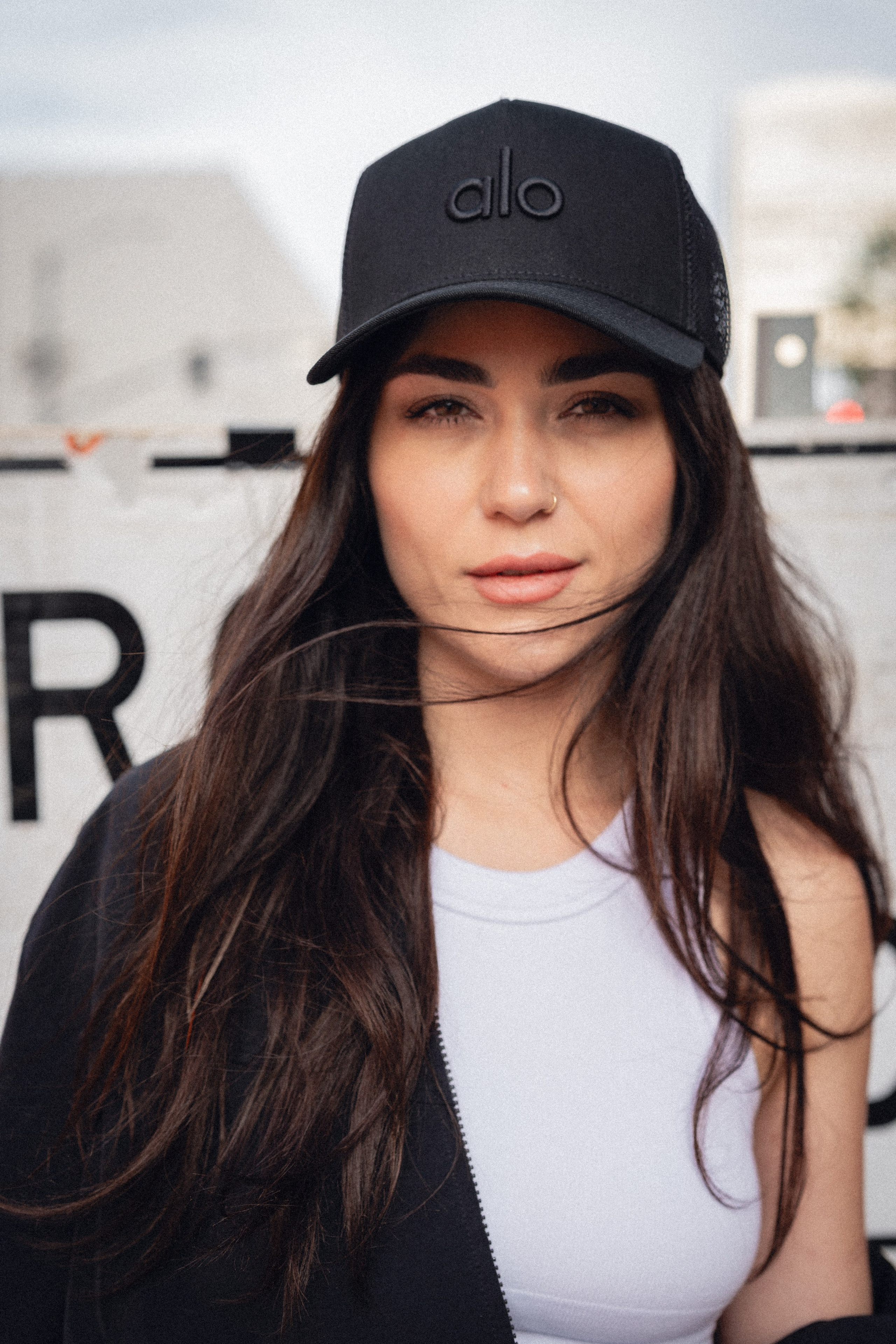 Downtown Vibe. Woman portrait photo session. Portrait, family, maternity & wedding photography & videography in SoCal Kseni Vibe