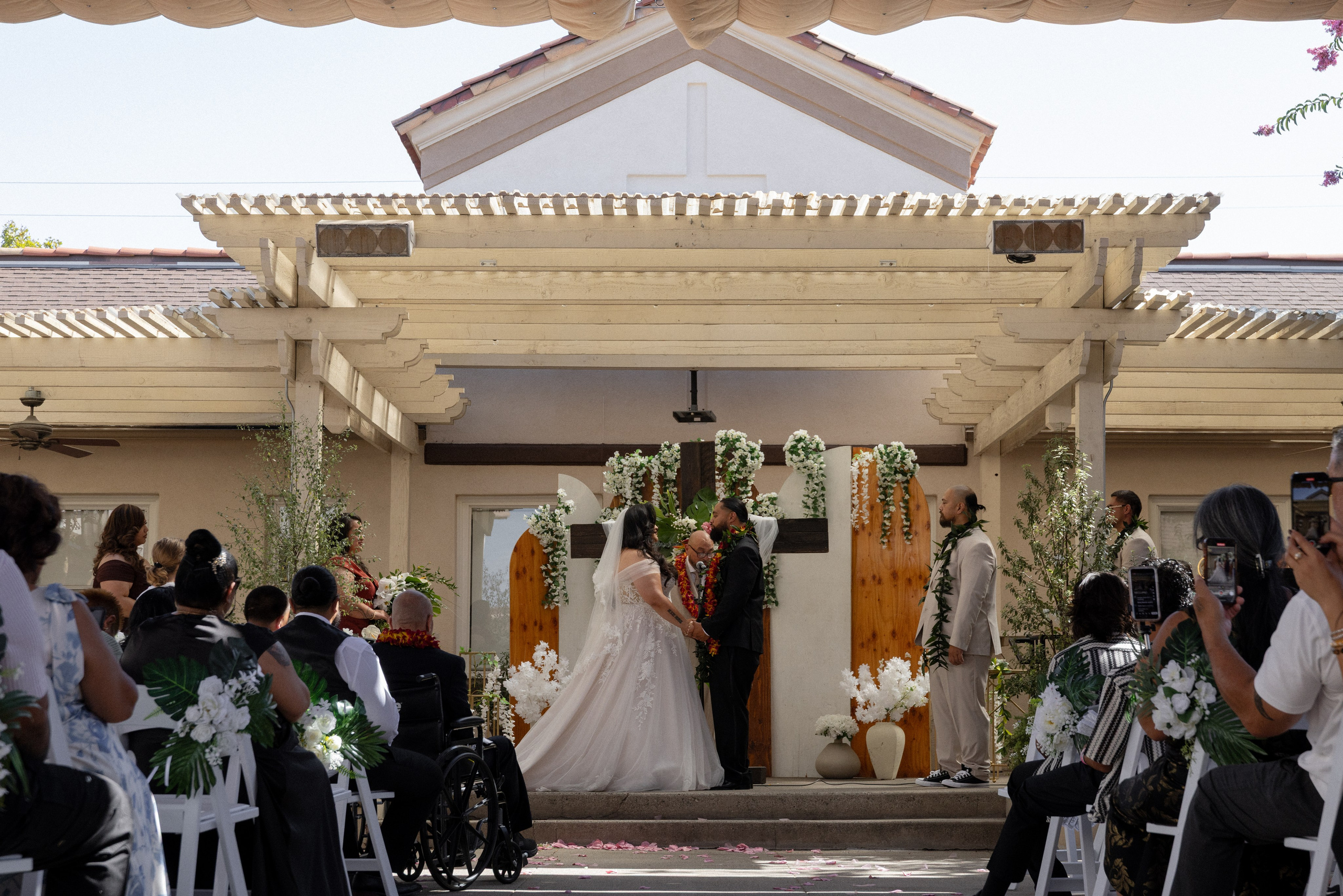 Arieta & Esmond: Polynesian Bliss and Love. Portrait, family, maternity & wedding photography & videography in SoCal Kseni Vibe