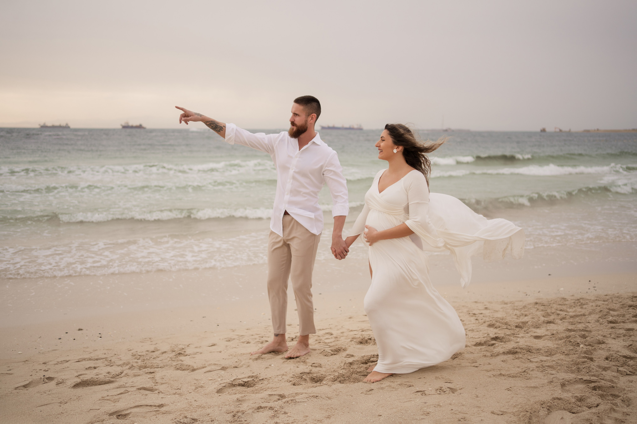 Wind, sand and new beginnings. Angela Iakovleva — Family Photographer in Dubai