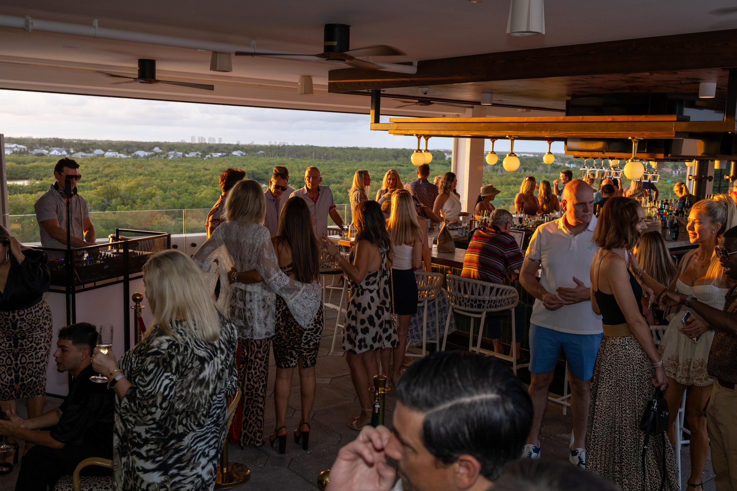 Luara Birthday at the Perry Hotel. Out and About 239