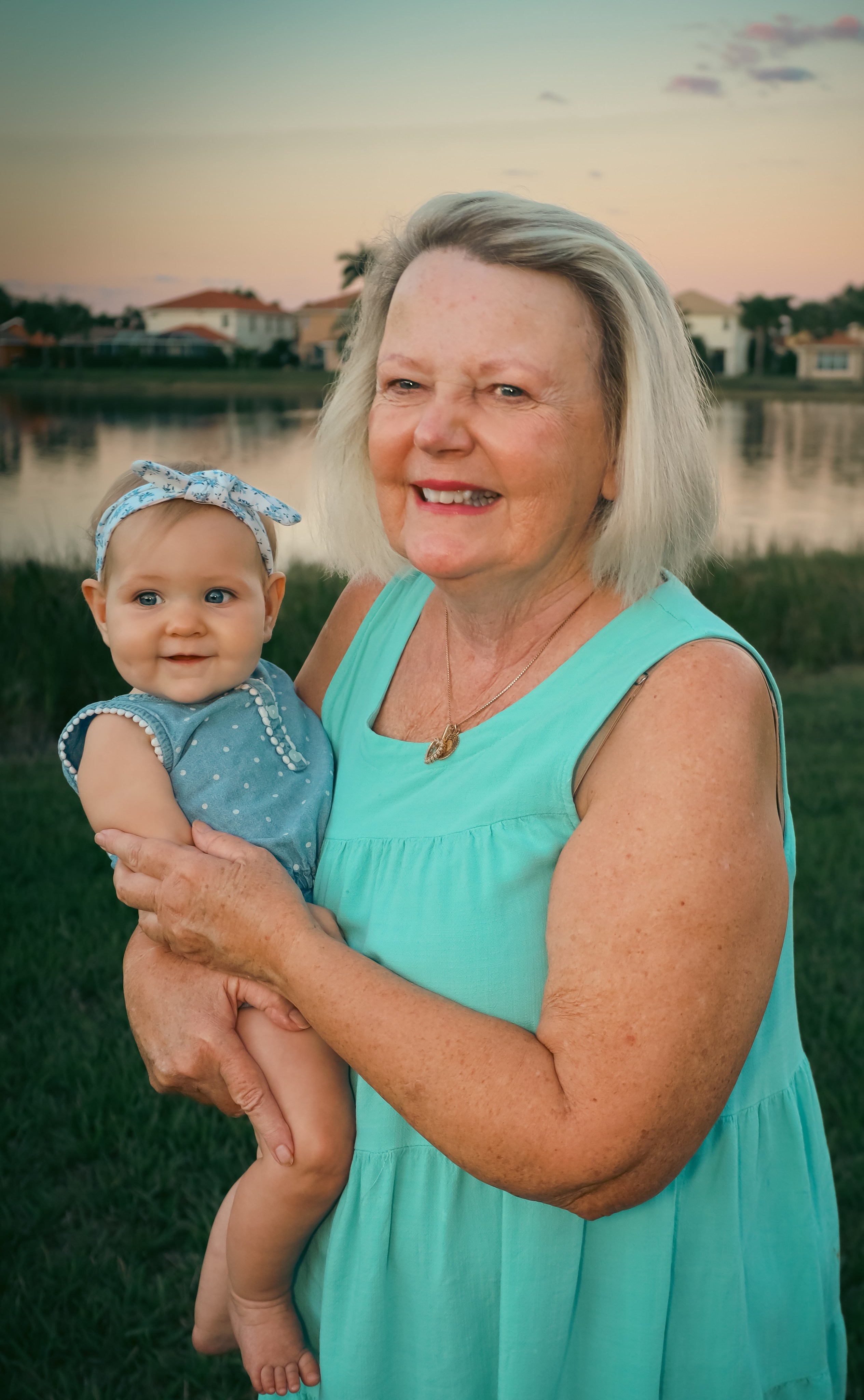 Family Photo Sample D. Out and About 239