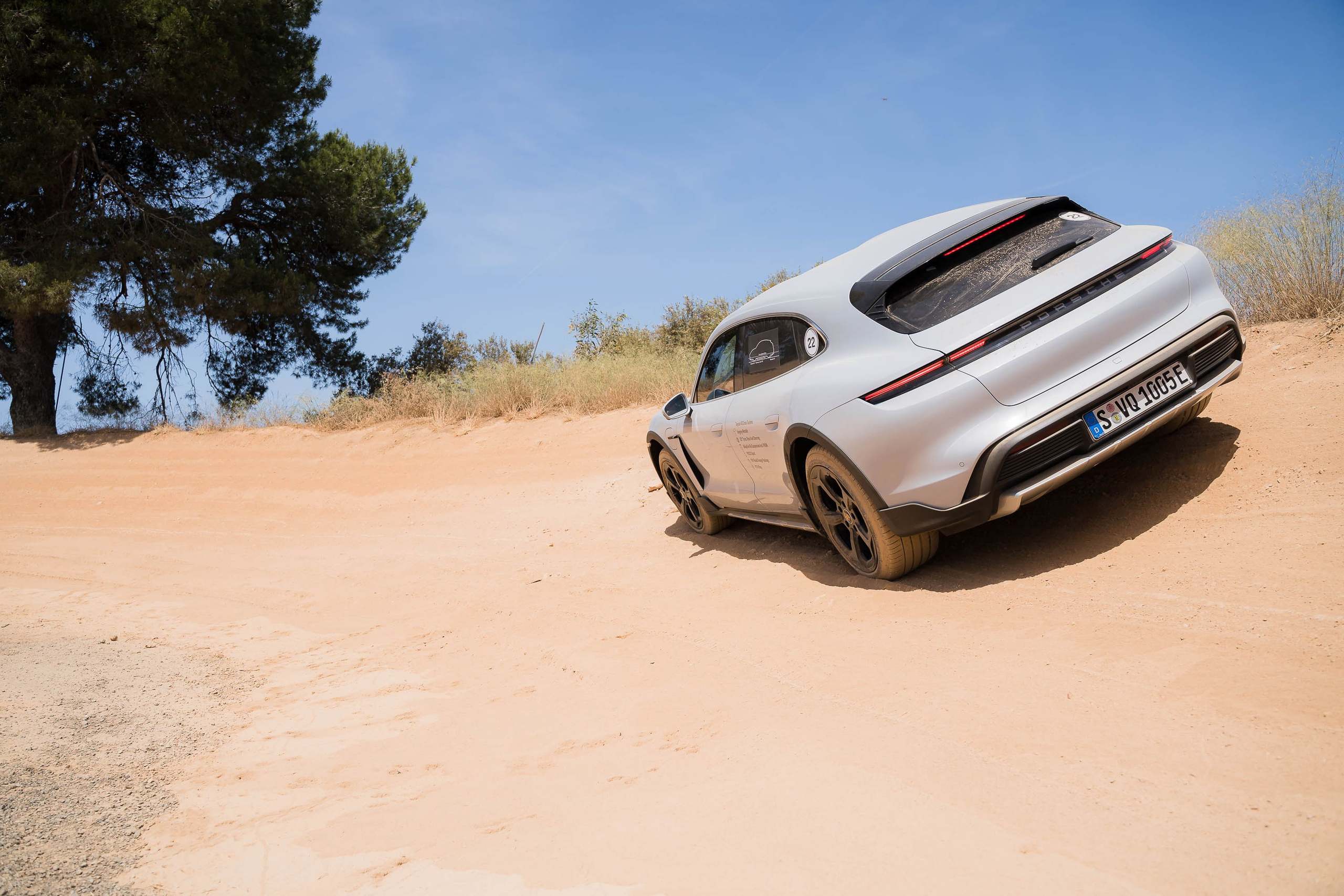 Porsche Taycan allroad drive test at Renn Arena Circuit