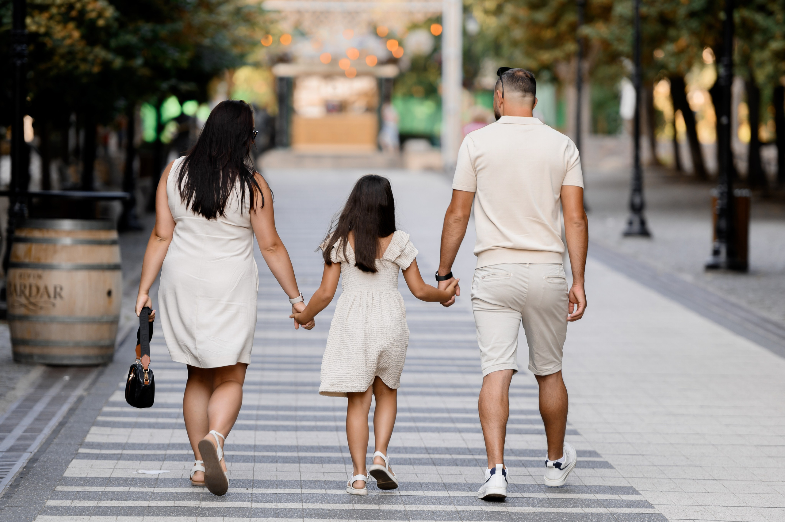 Family Chris & Ivan, Victoria. Wedding photographer from Moldova Alexey Chipchiu