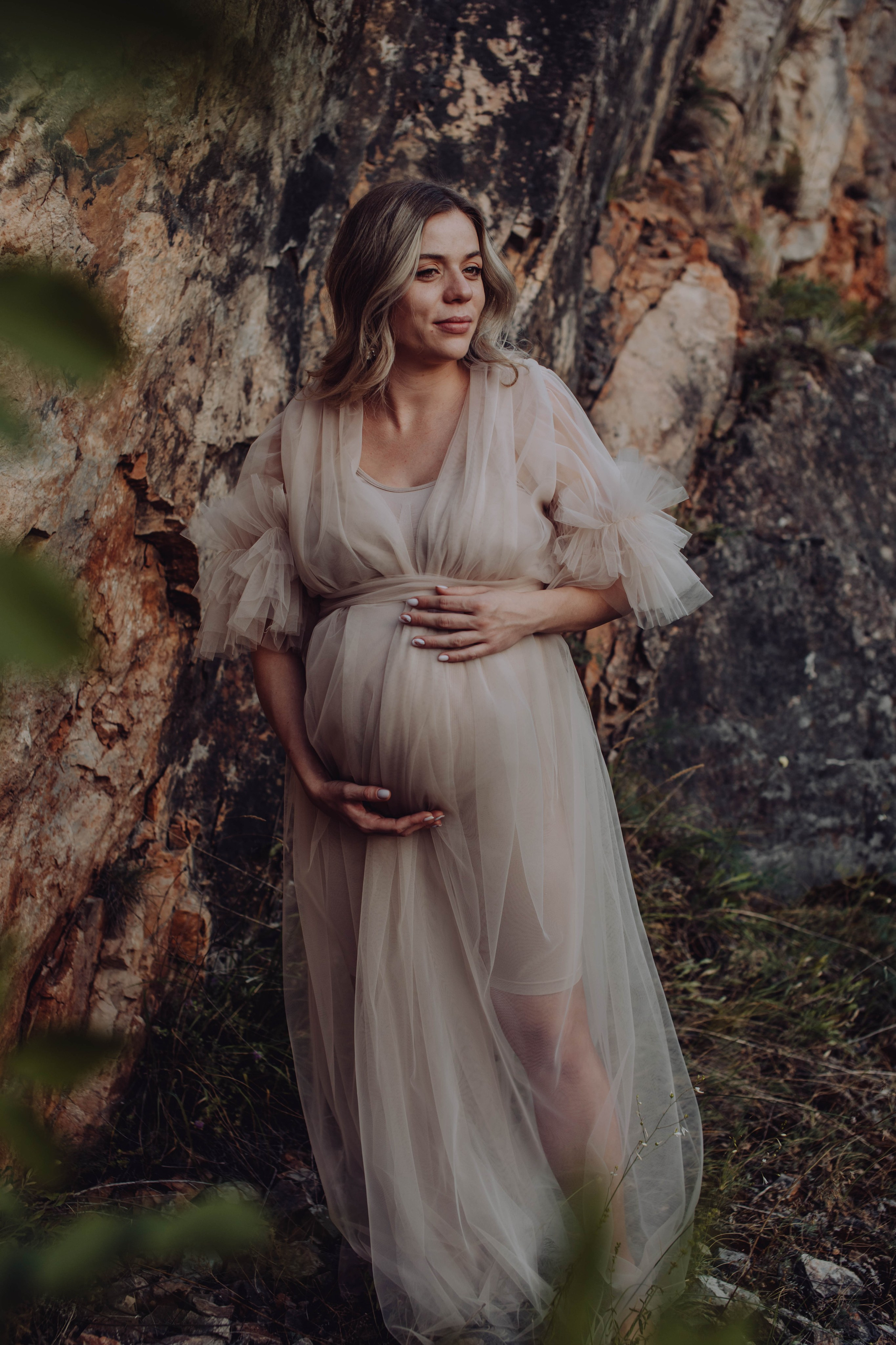 Alin & Diana. Wedding & couple photographer from Romania Rut Vetan