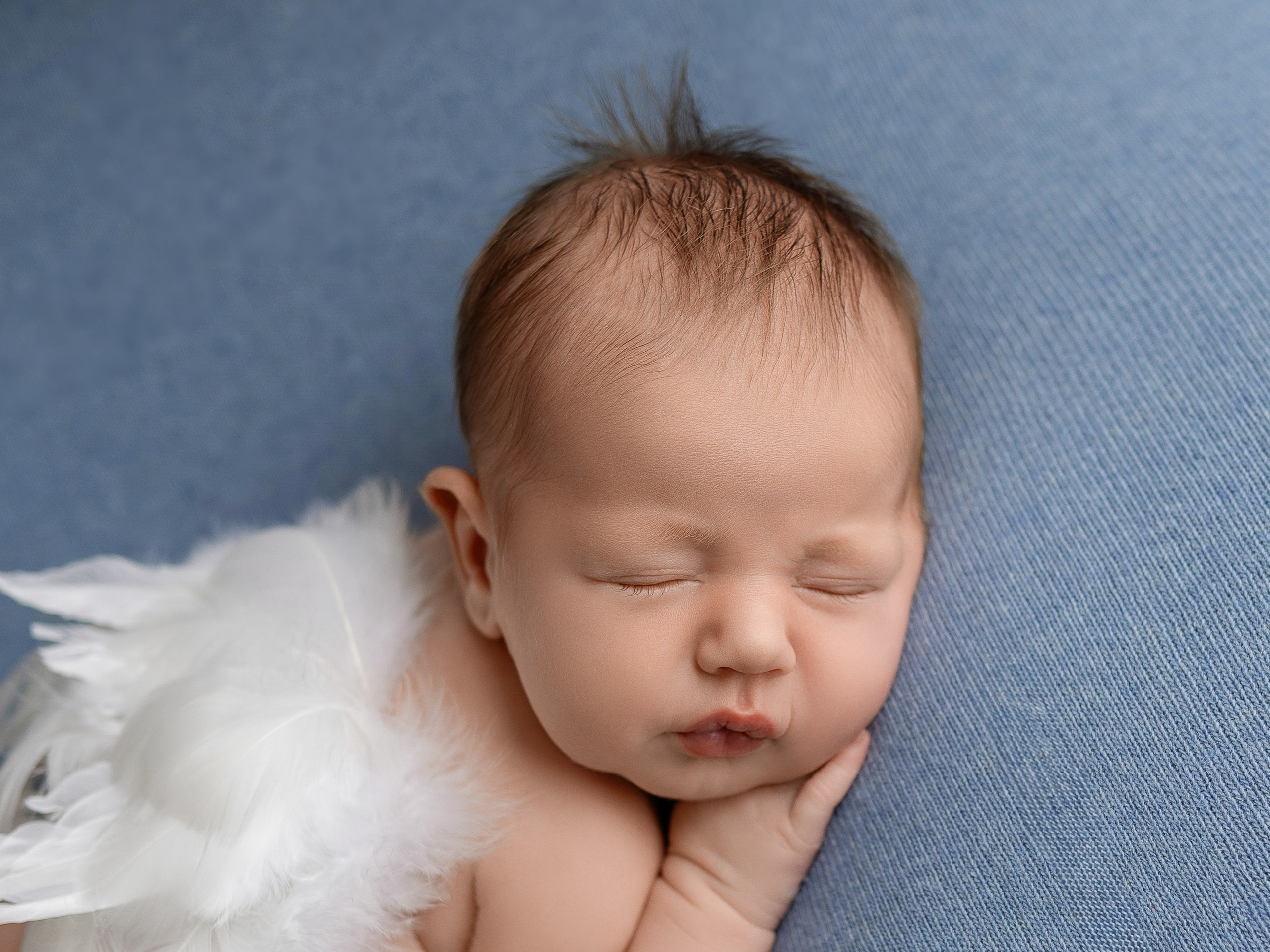 Esu Aleksandra naujagimių ir kudikių fotografė iš Vilniaus