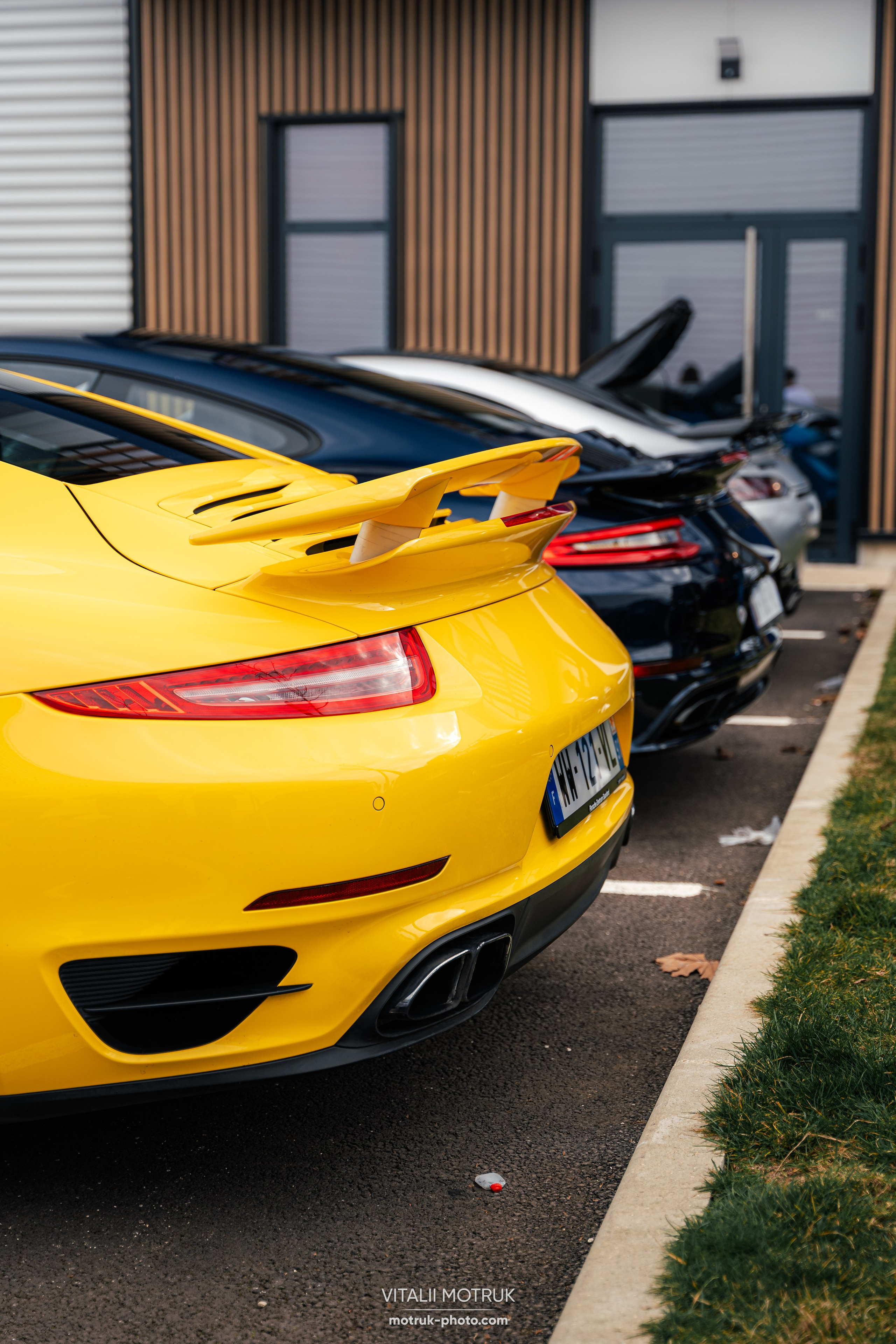 Cars and Coffee 9 mars — BEMA. Photographe de voitures à Paris — Vitalii Motruk