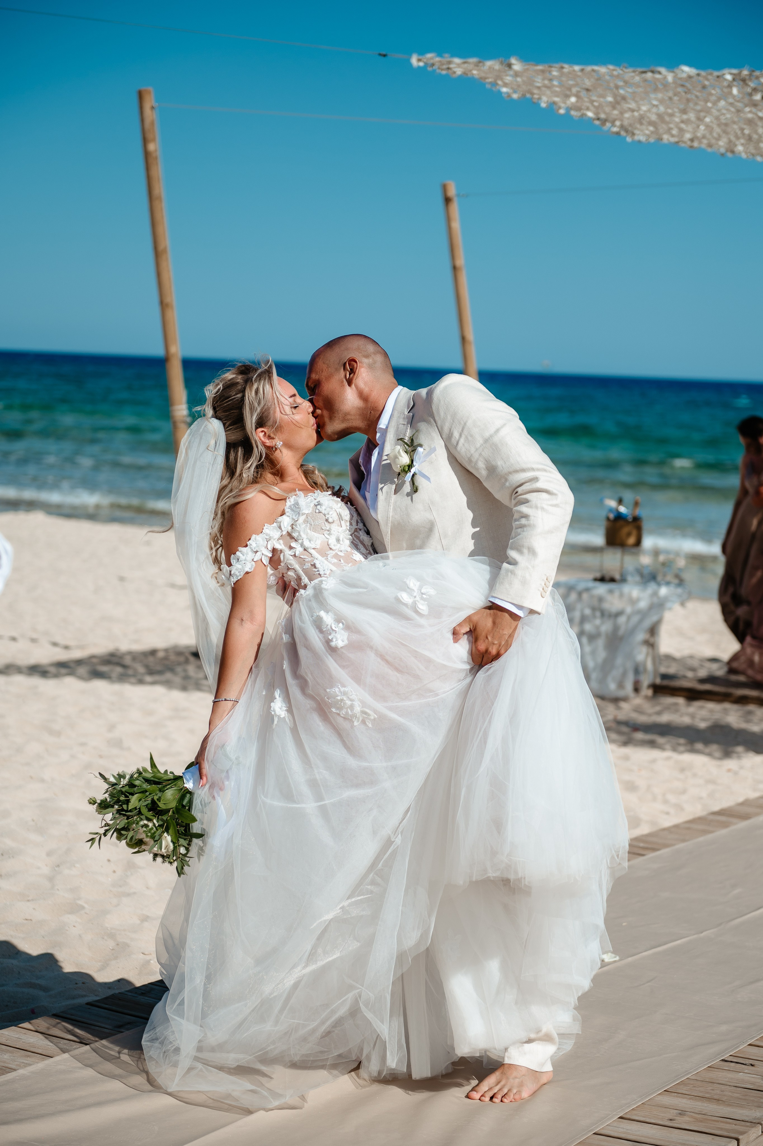 Sirens beach ceremony. AdrianOltean.wfolio.pro