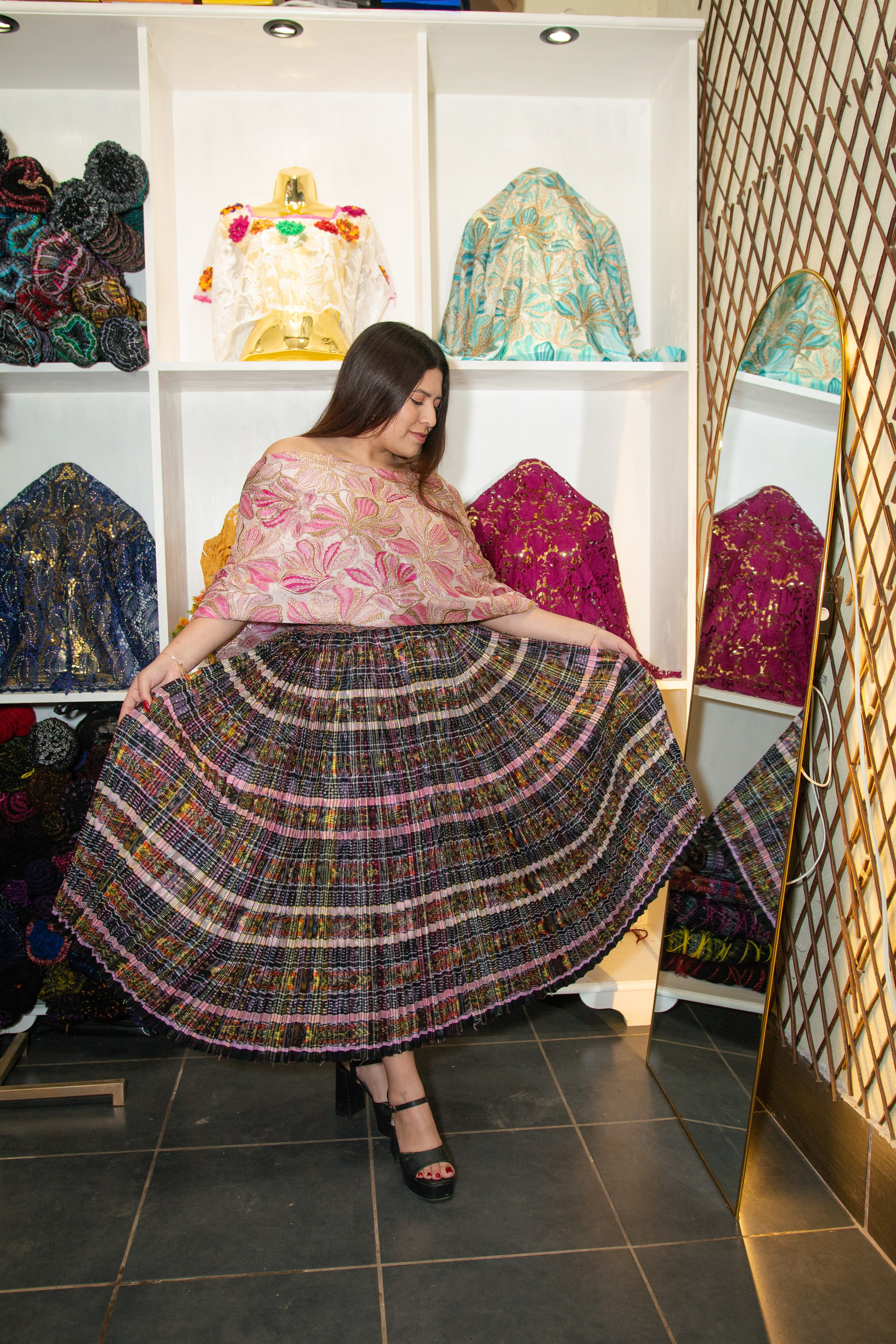 MODA. Henry Elmister fotógrafo de alta Verapaz Guatemala