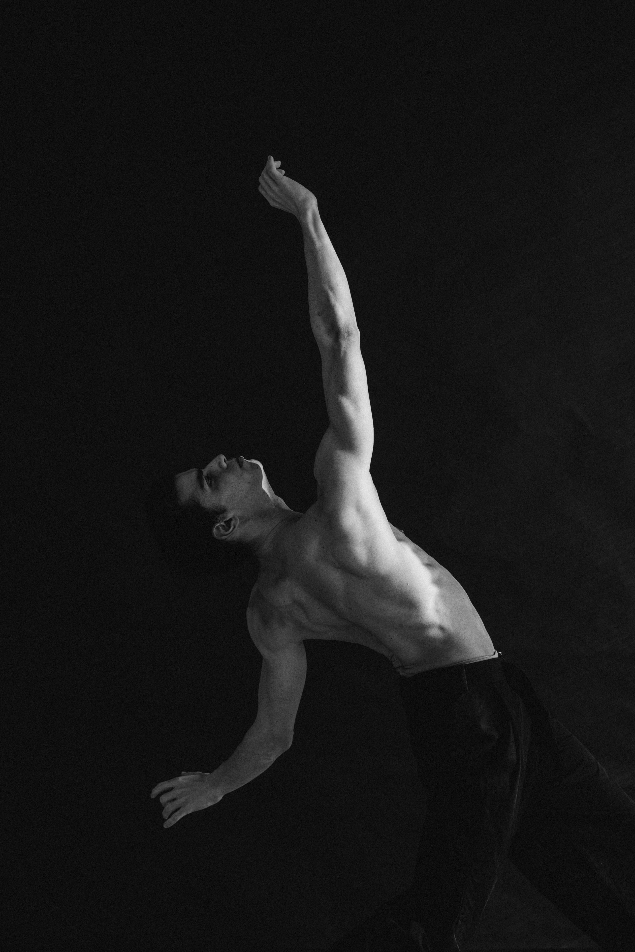 DANCERS. Victoria Olonen – Cinematic Portrait Artist | Helsinki & Europe