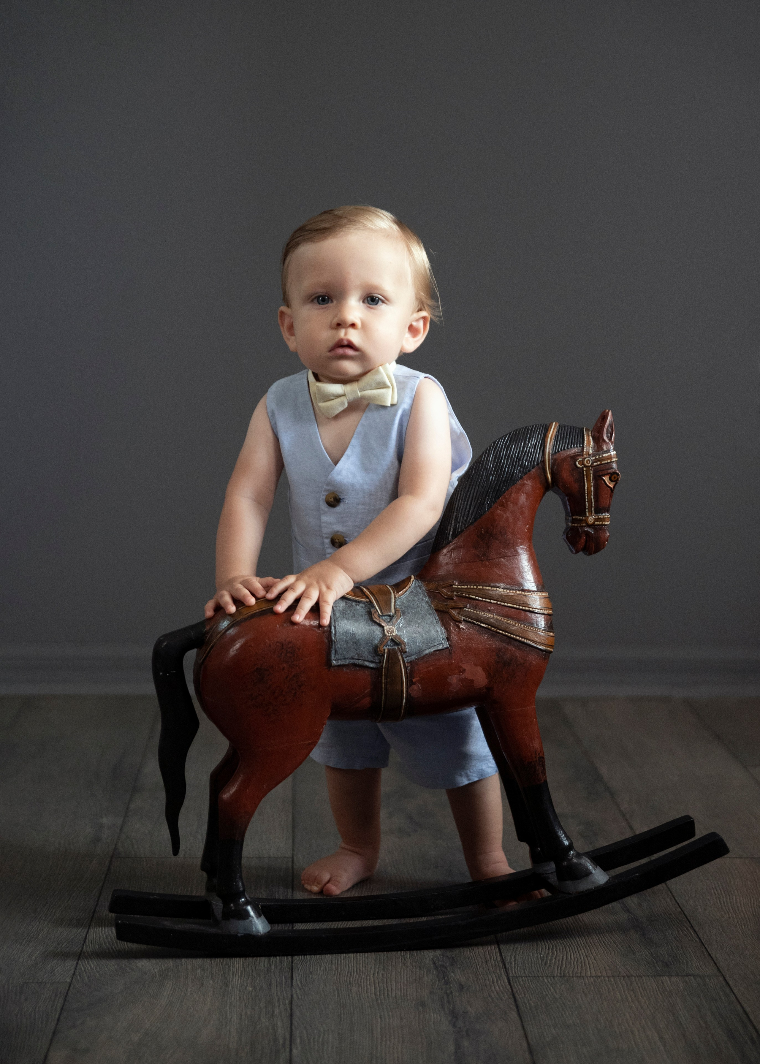 ONE year baby boy. Portrait, kids and family photographer in Wesley Chapel Alina Alice Osipova