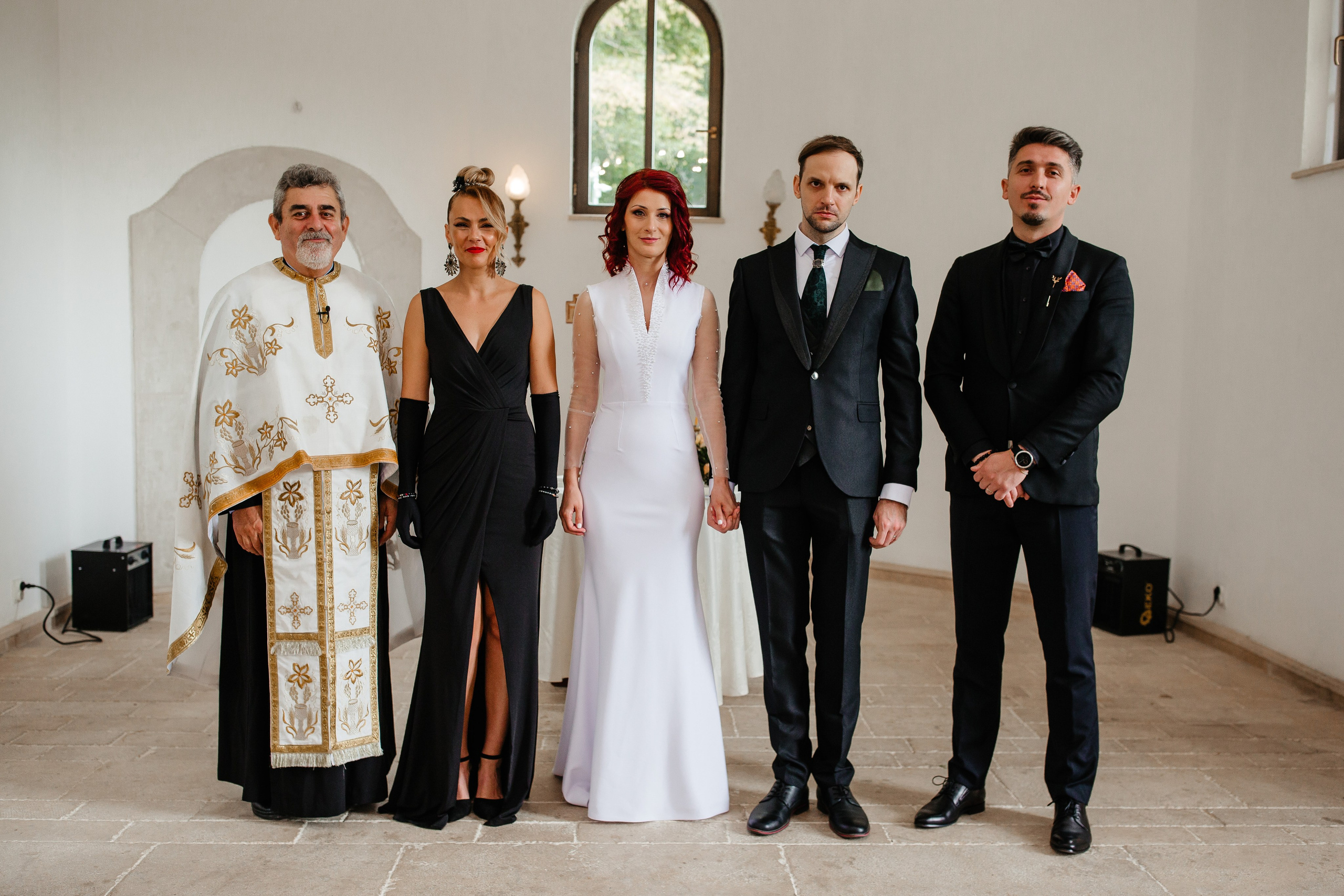 Nunta Elena & Tudor — Fotografie de nuntă în stil natural și elegant. Rares Bucur is a professional wedding photographer based in Cluj-Napoca, Romania, specializing in wedding photography