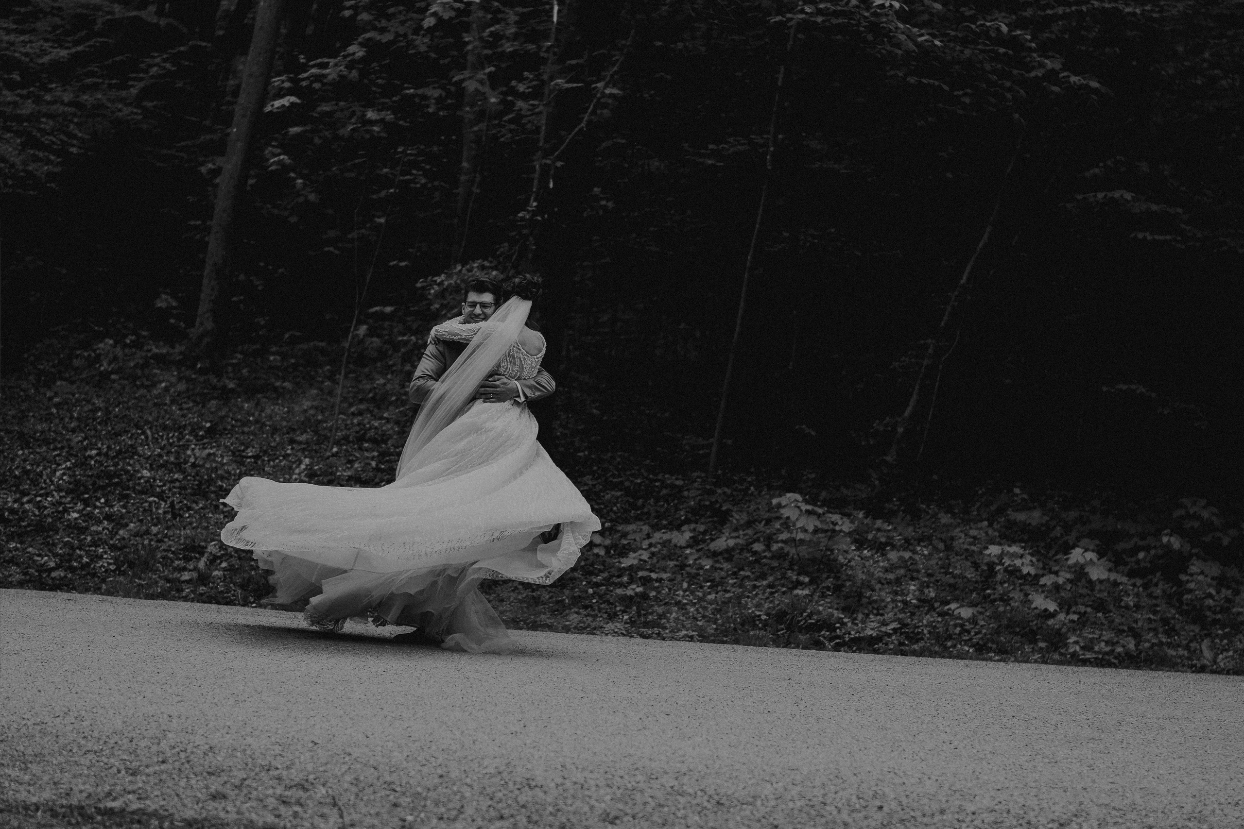 Diana & Cristian / Trash the Dress. Foto / Video nunta Deva, Hunedoara