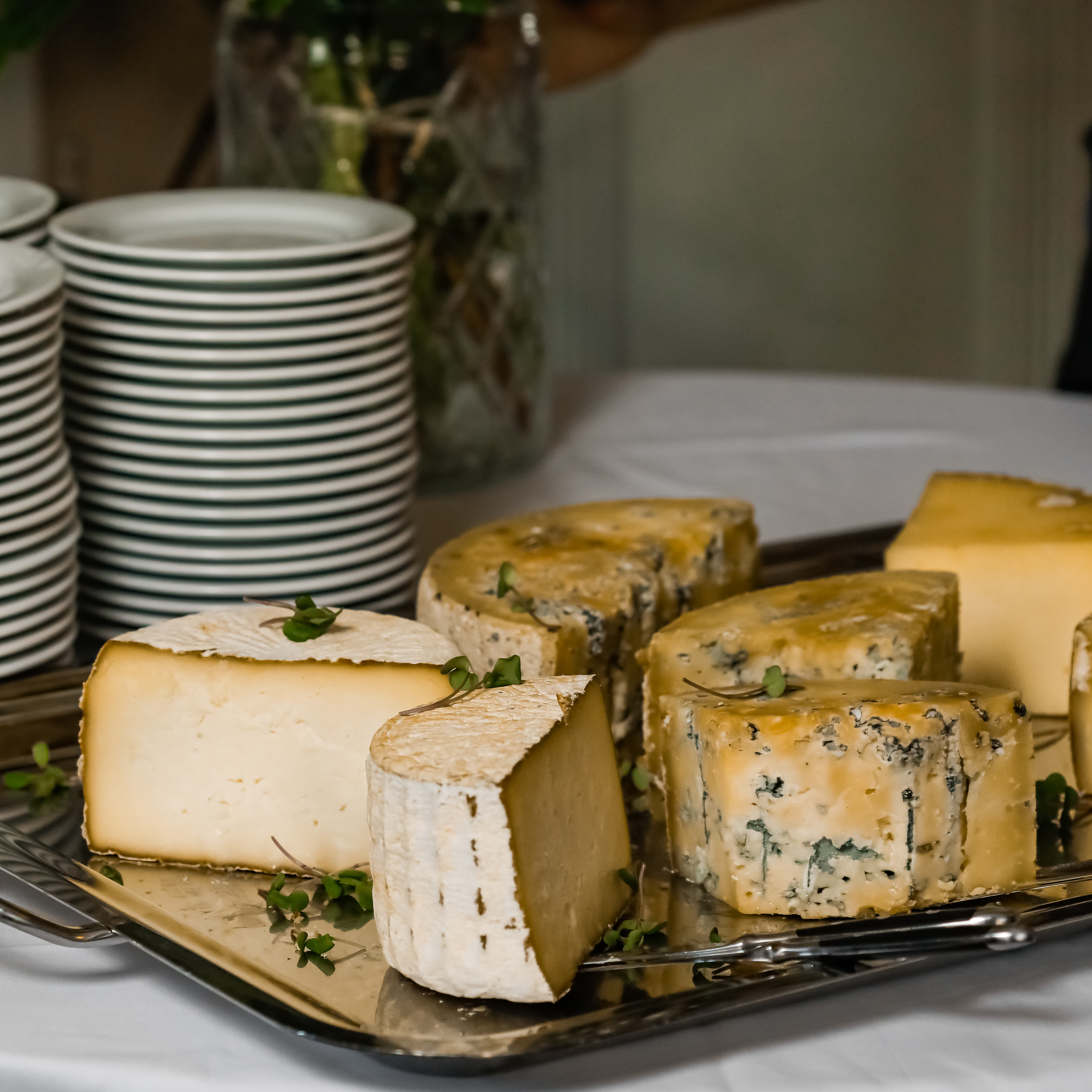 Juhlapäivä. Ekaterina Mansur, muotokuvafotografi Suomessa (Helsingissä ja Uudellam