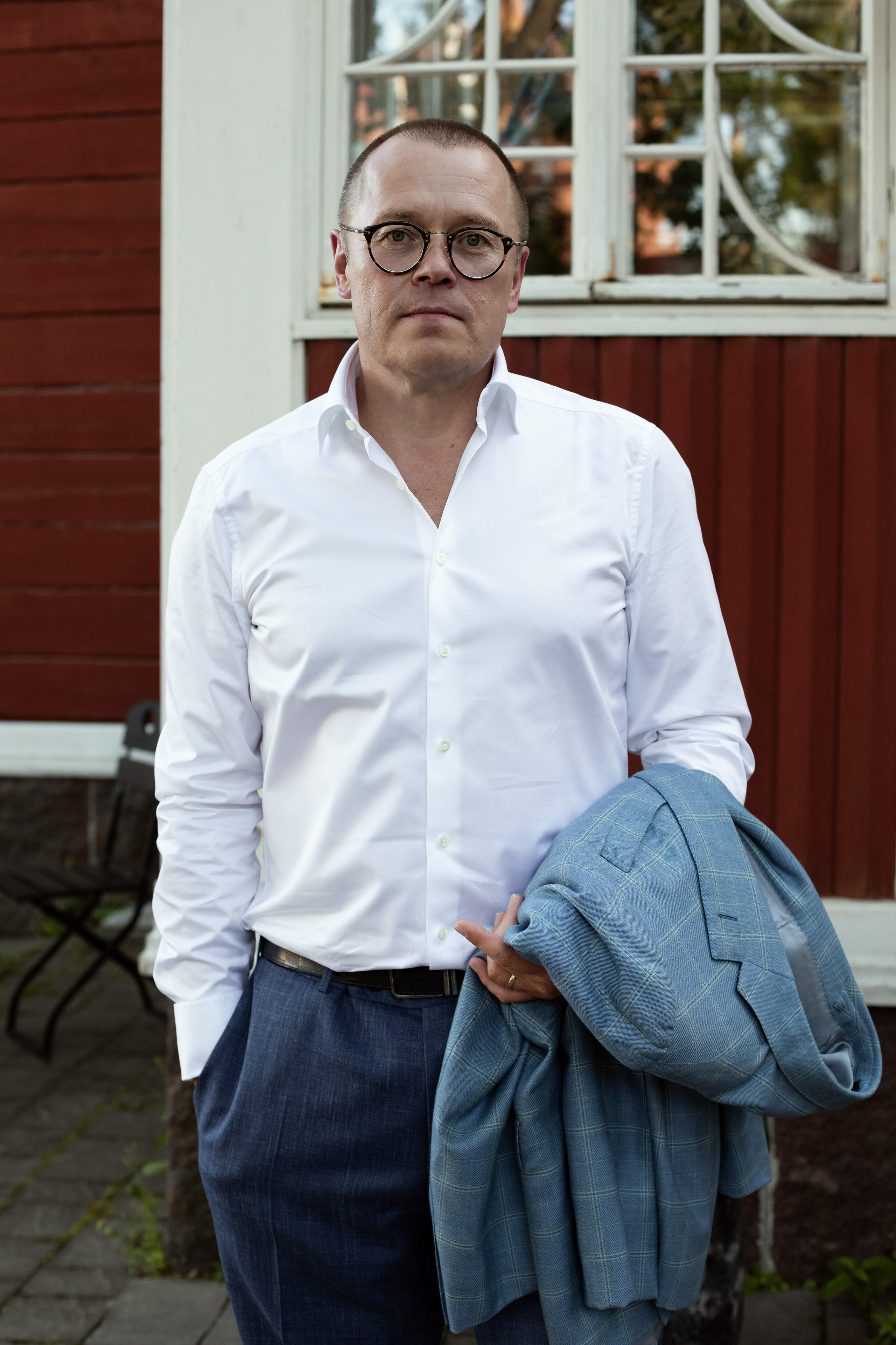 Juhlapäivä. Ekaterina Mansur, muotokuvafotografi Suomessa (Helsingissä ja Uudellam