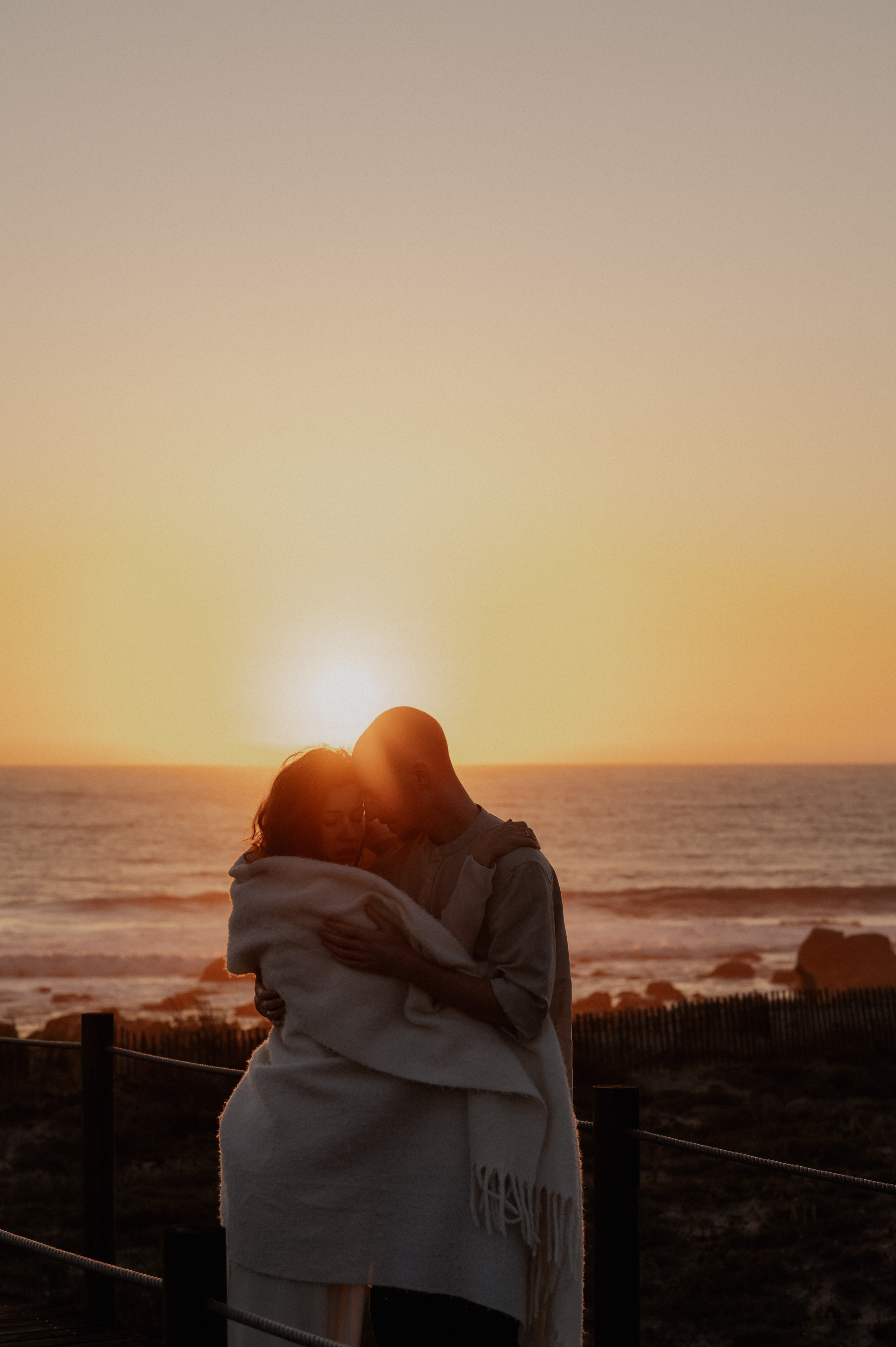 Zuhause im Herzen | Shooting an der Ozeanküste. Fotografin Ansbach - Paare | Hochzeit | After Wedding