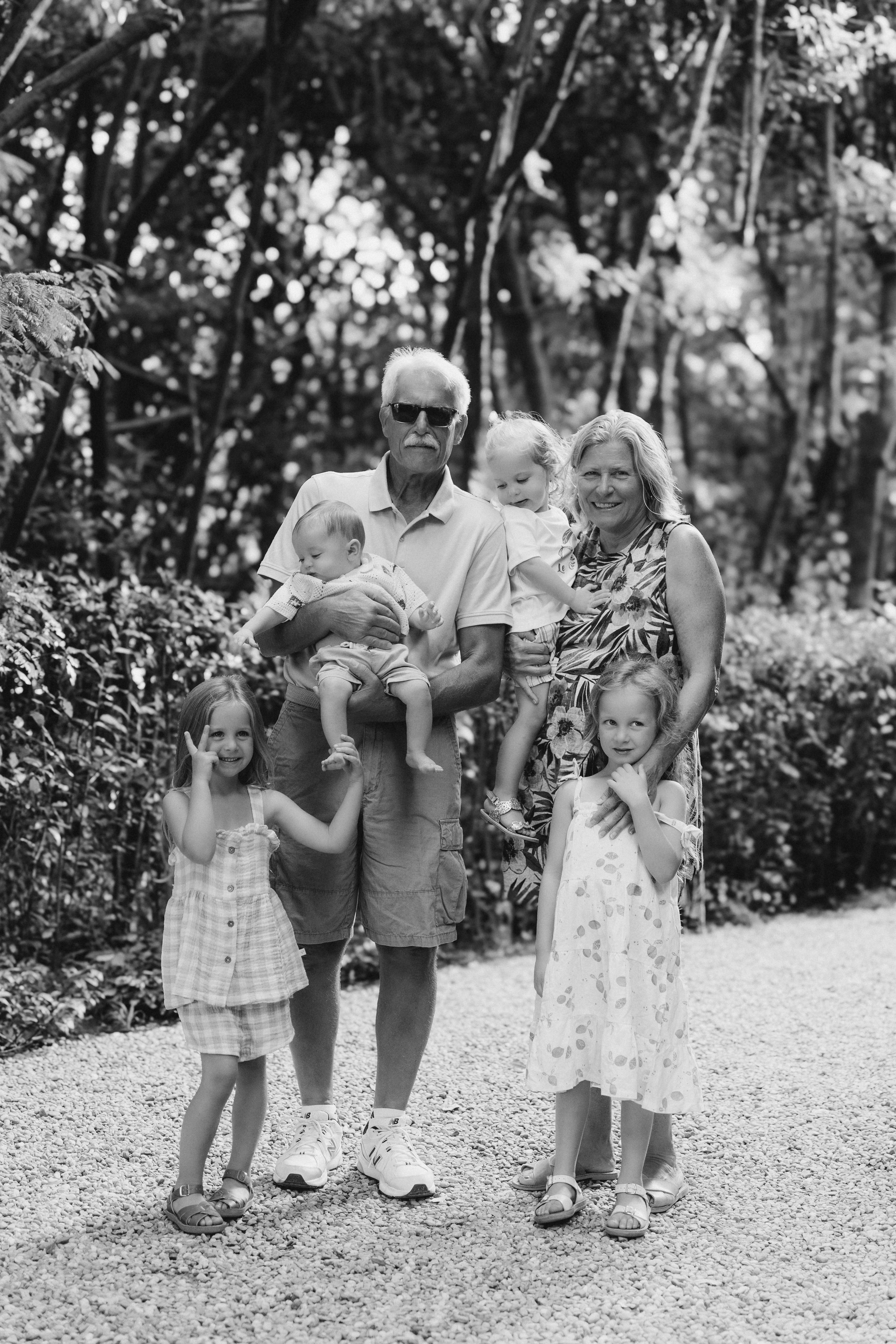 Family moments in Como Lake. PHOTOGRAPHER IN ITALY