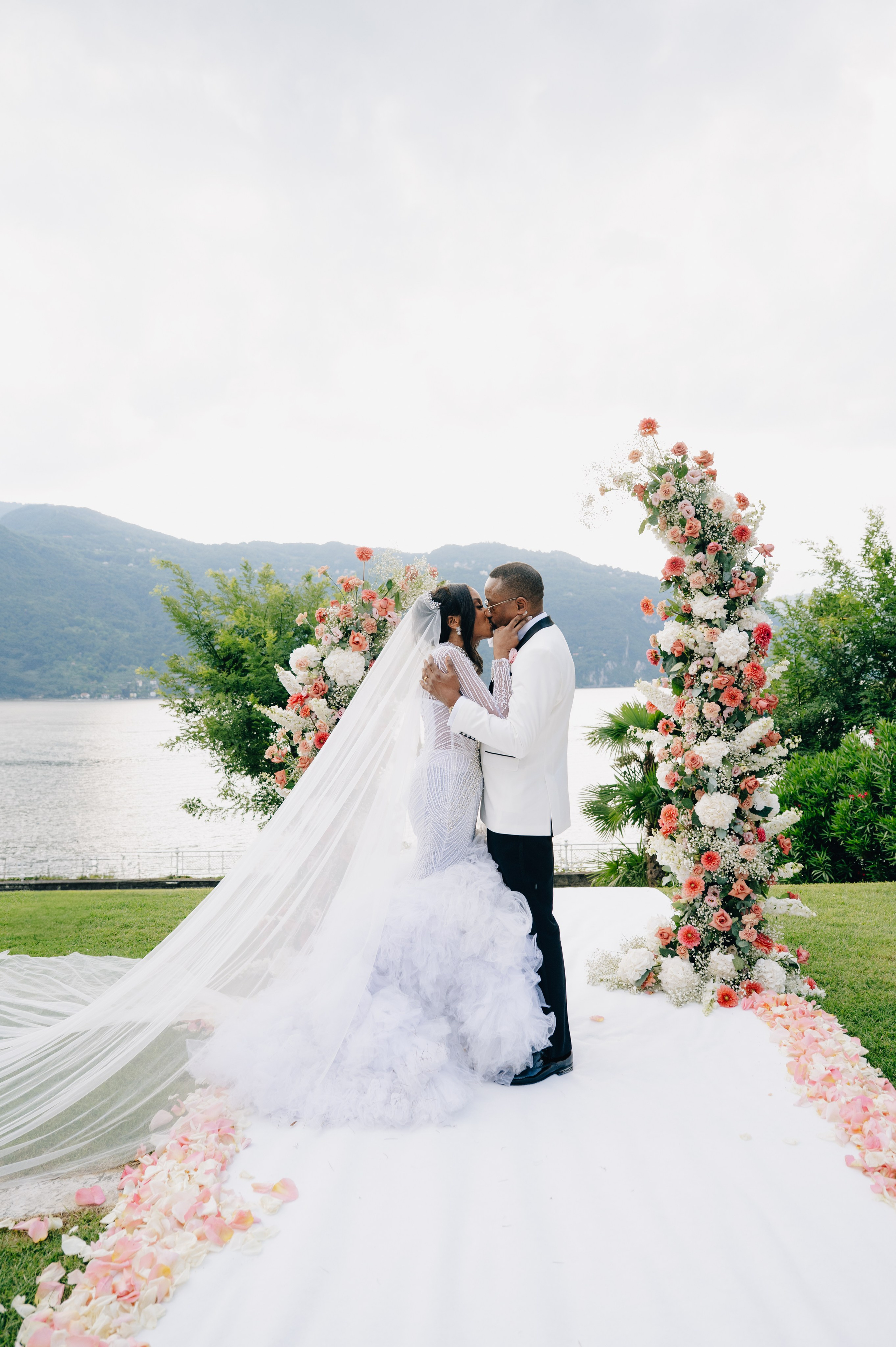 R & E, Villa Lario. Lake Como Photographer — Proposal | Wedding | Elopement