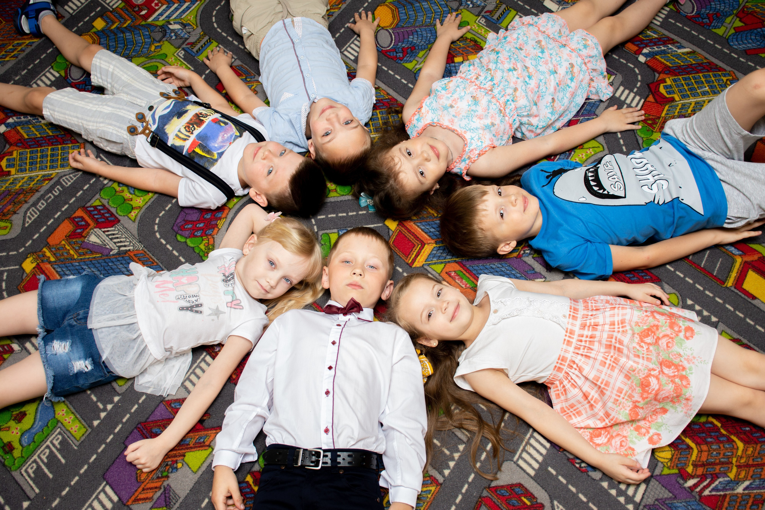 Mateřské školky a školy. RODINNÁ FOTOGRAFKA LABYK KATERYNA