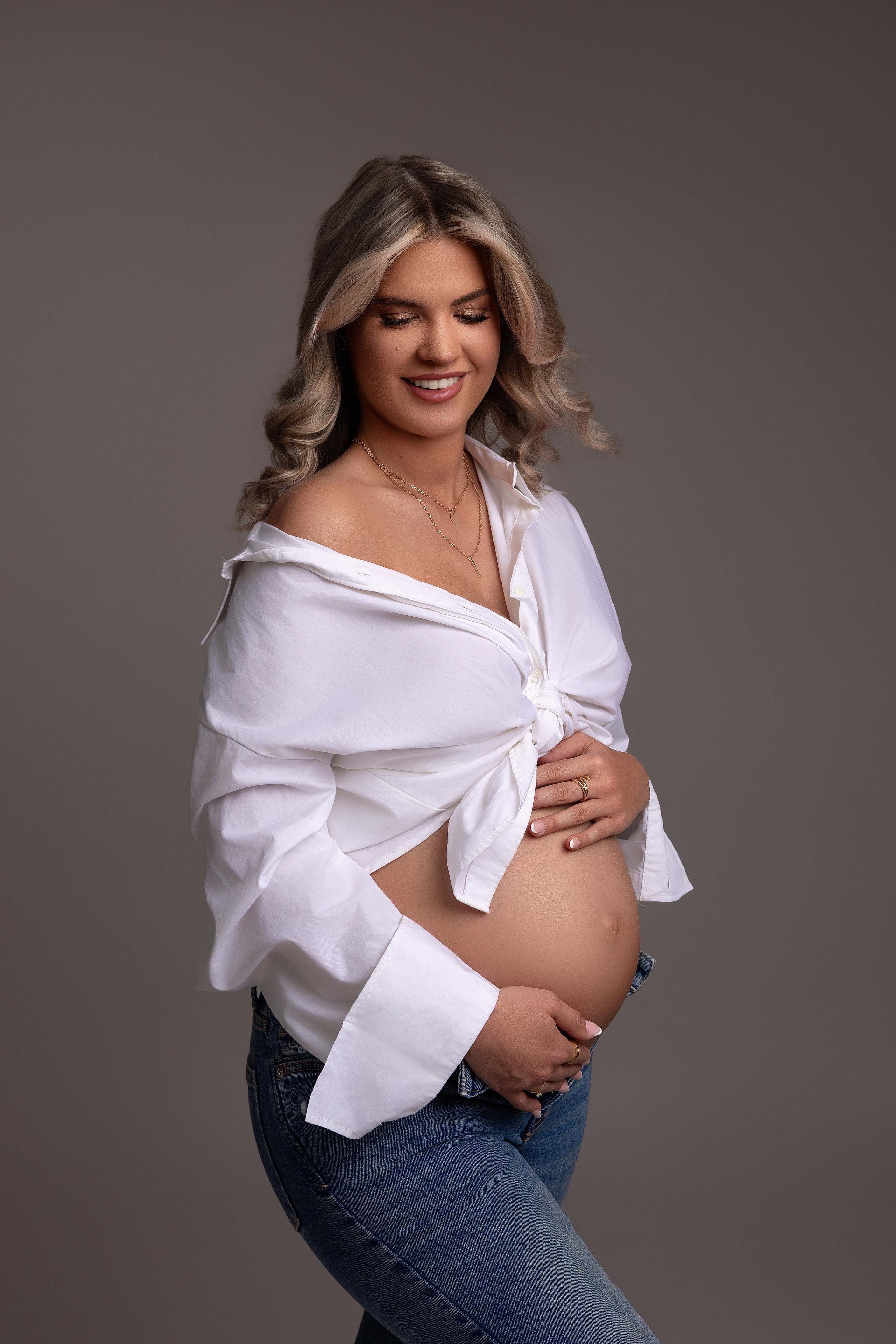 Babybauch. Neugeborene- Schwangerschaft- und Kinder Fotografin in Lehre