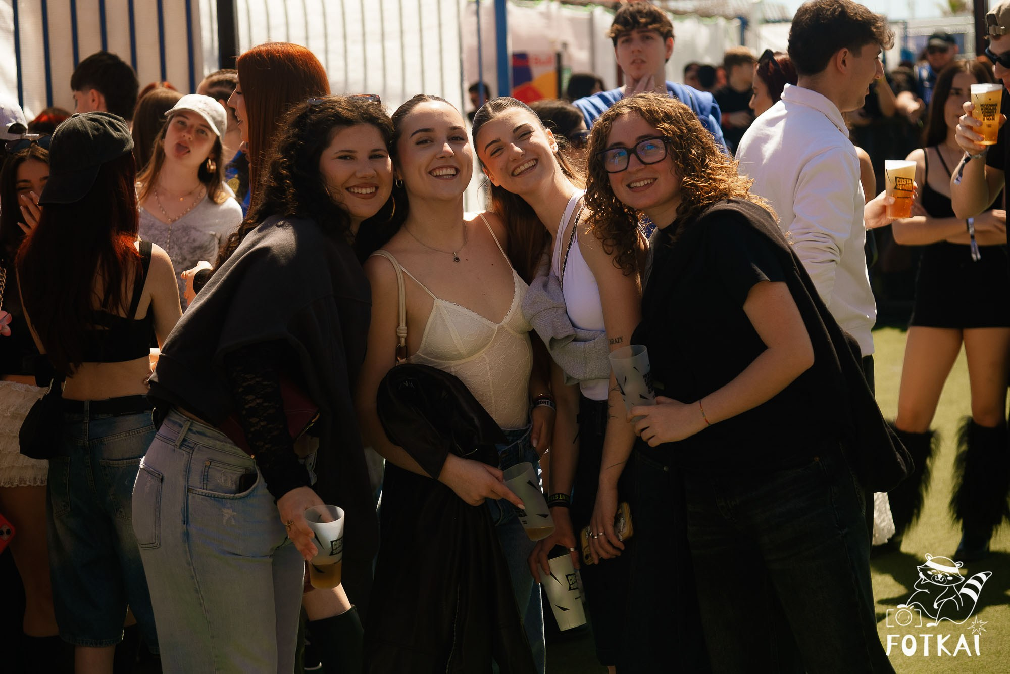 Costa Sonora 2026 Alicante Day 1 Photos — Find Yourself, Friends and Festival Crowd | FOTKAI