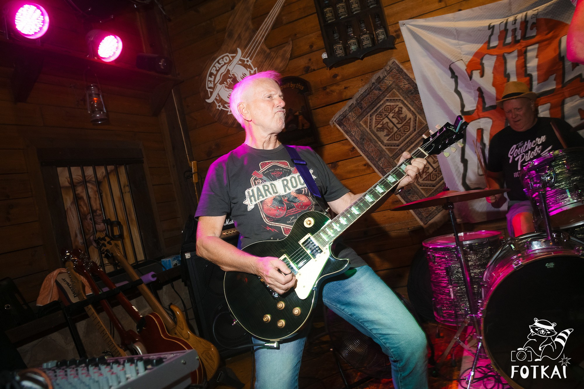 Jam Night в баре El Paso, Торревьеха — фоторепортаж живого джем-сейшена, июнь 2026 | FOTKAI