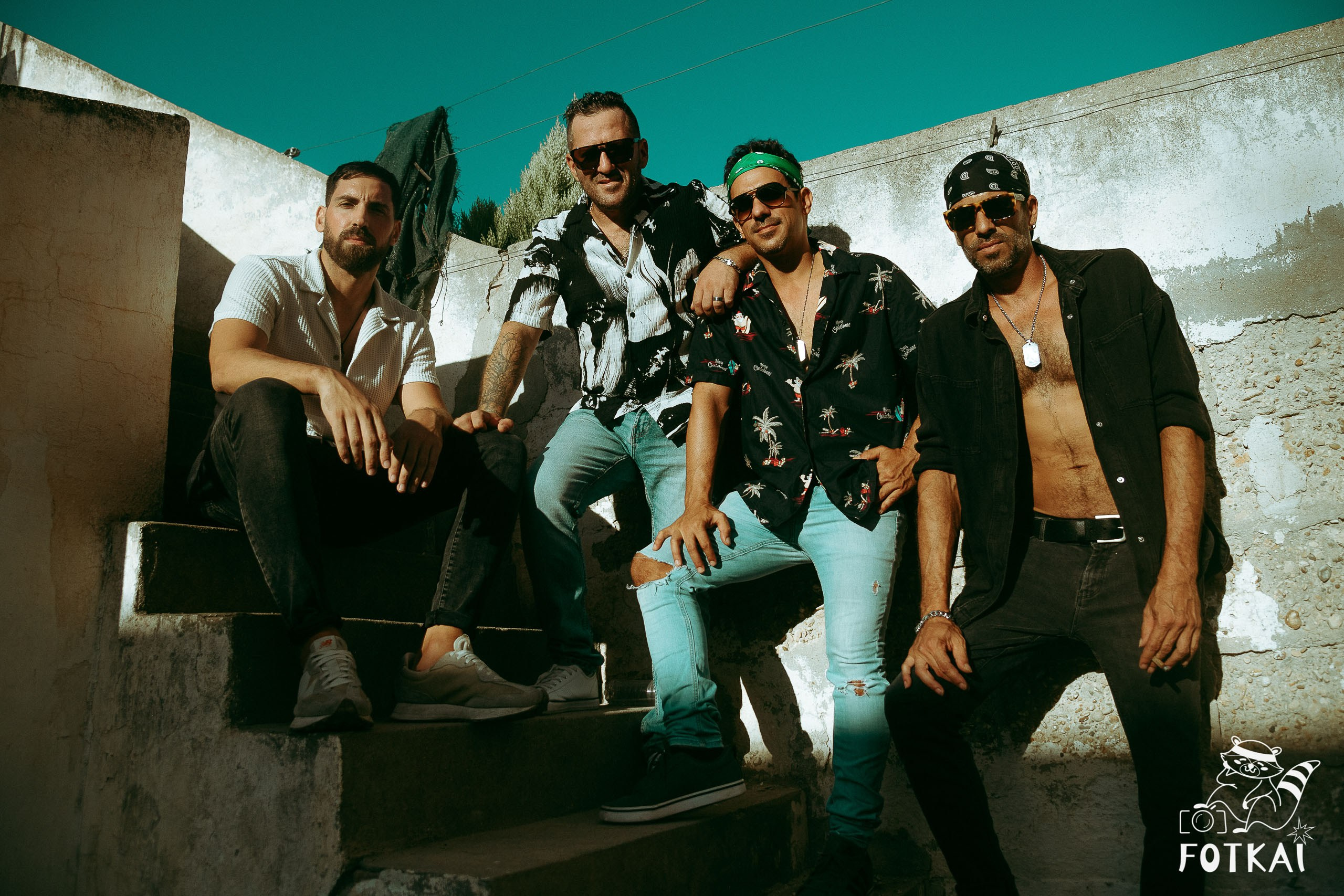 Stones of the Coast en Café Aljibe Rojales: Reportaje fotográfico 30.08.25 | FOTKAI