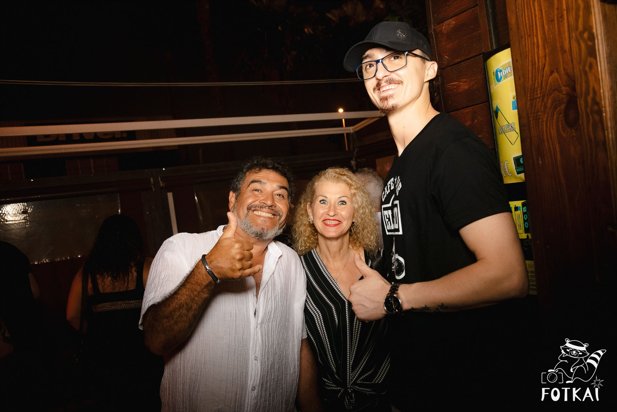 Get Back en El Paso Bar – Noche de Rock en Vivo | Reportaje Fotográfico Oktoberfest | FOTKAI