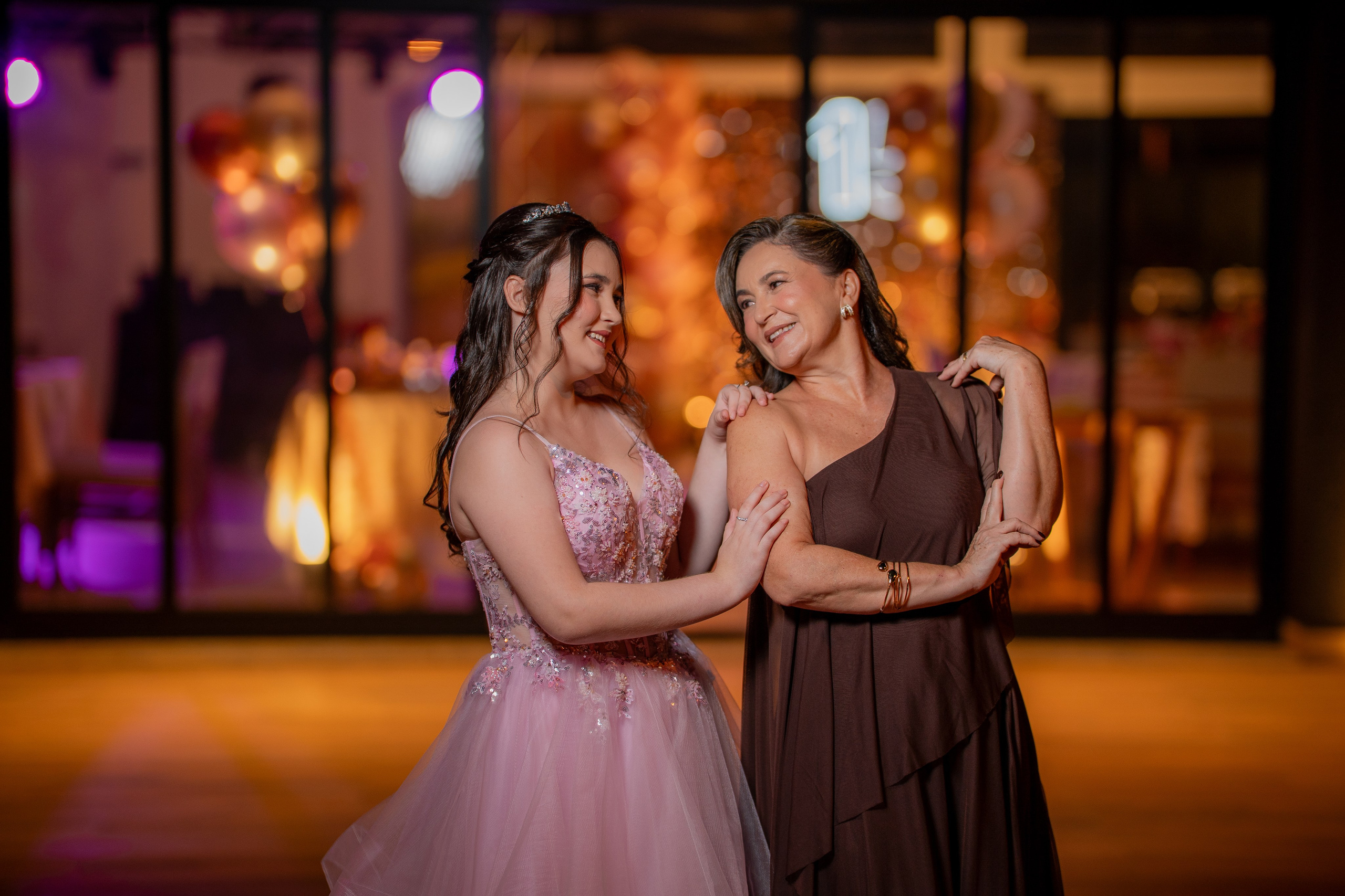Maria Laura — Villa de León / Bauru SP. Robson Colaço