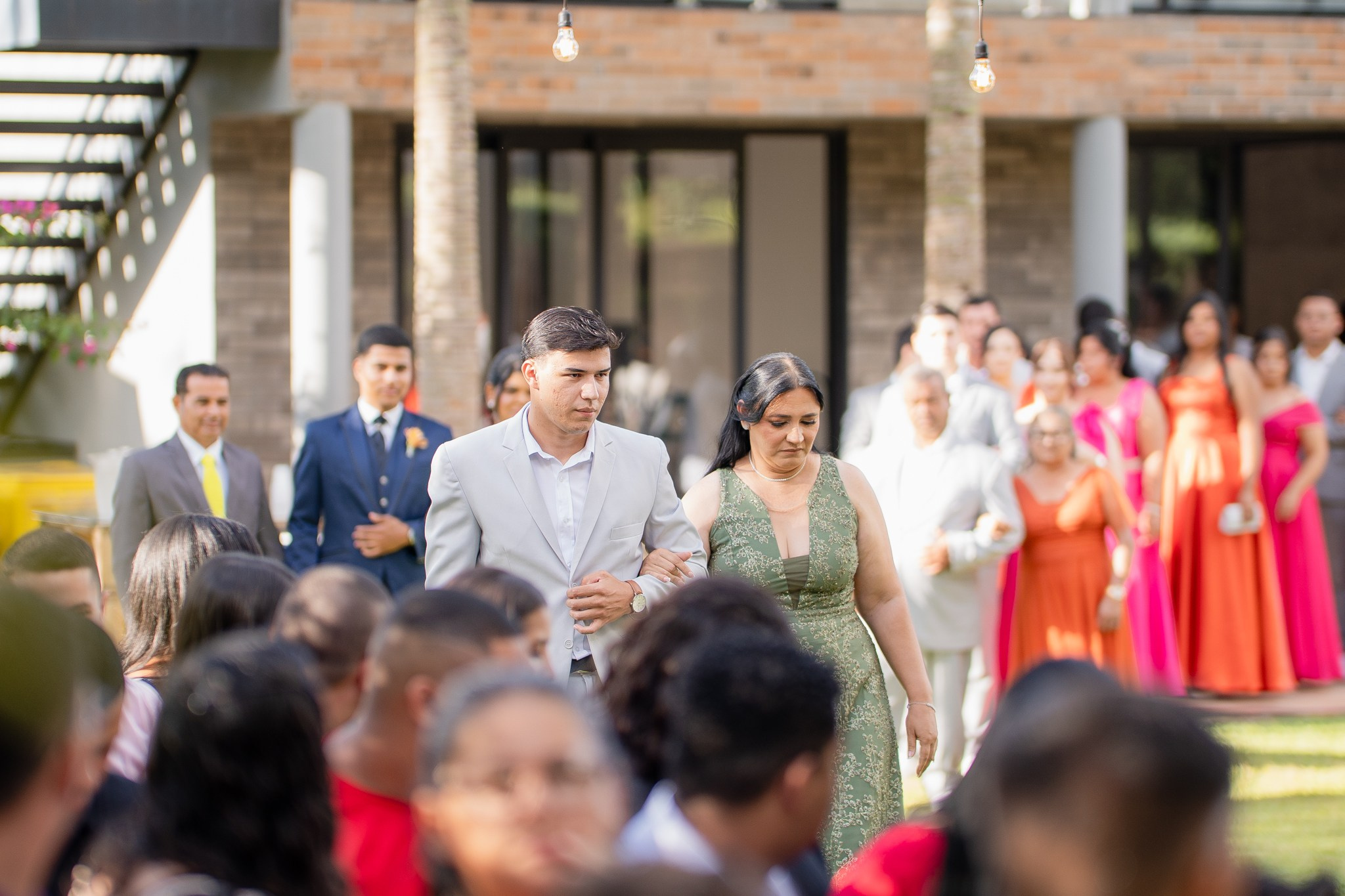 Larissa & Vinicius — Espaço Faveral / Aararaquara. Robson Colaço