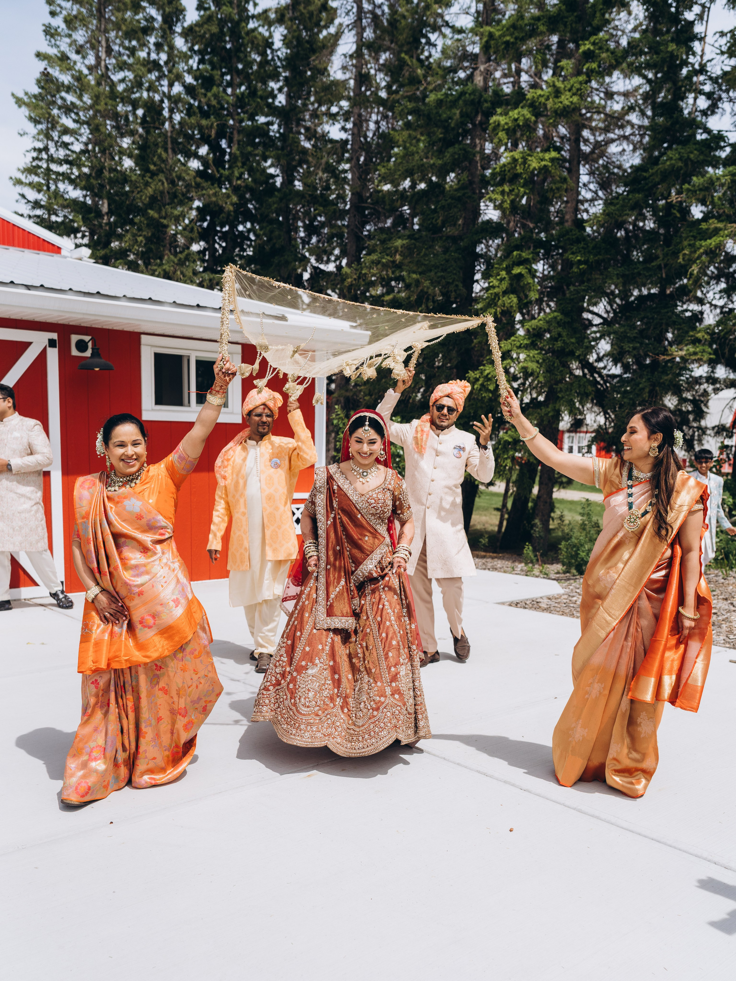 Jackie & Bindi. Calgary Wedding & Lifestyle Photographer — Yevhen Polishchuk