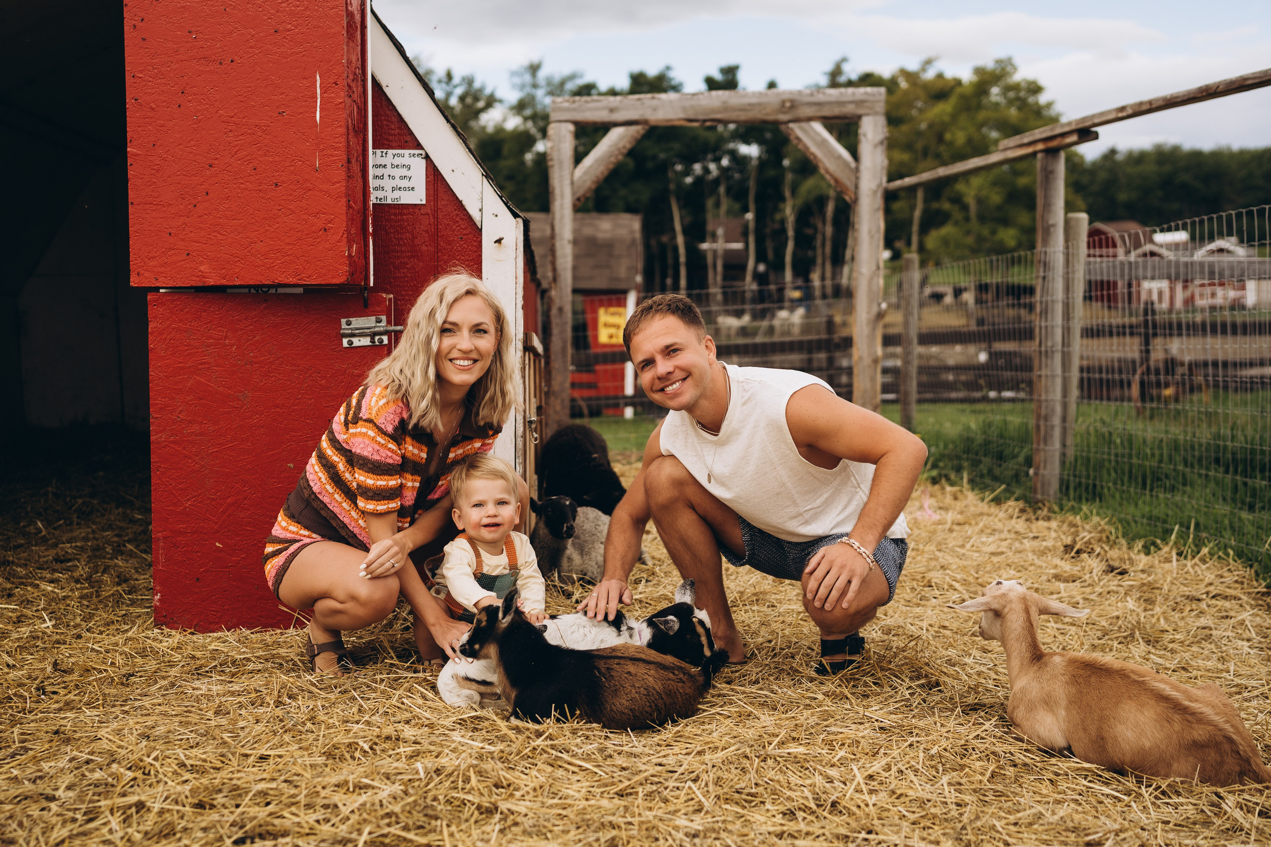 Roksolana & fam. Calgary Wedding & Lifestyle Photographer — Yevhen Polishchuk