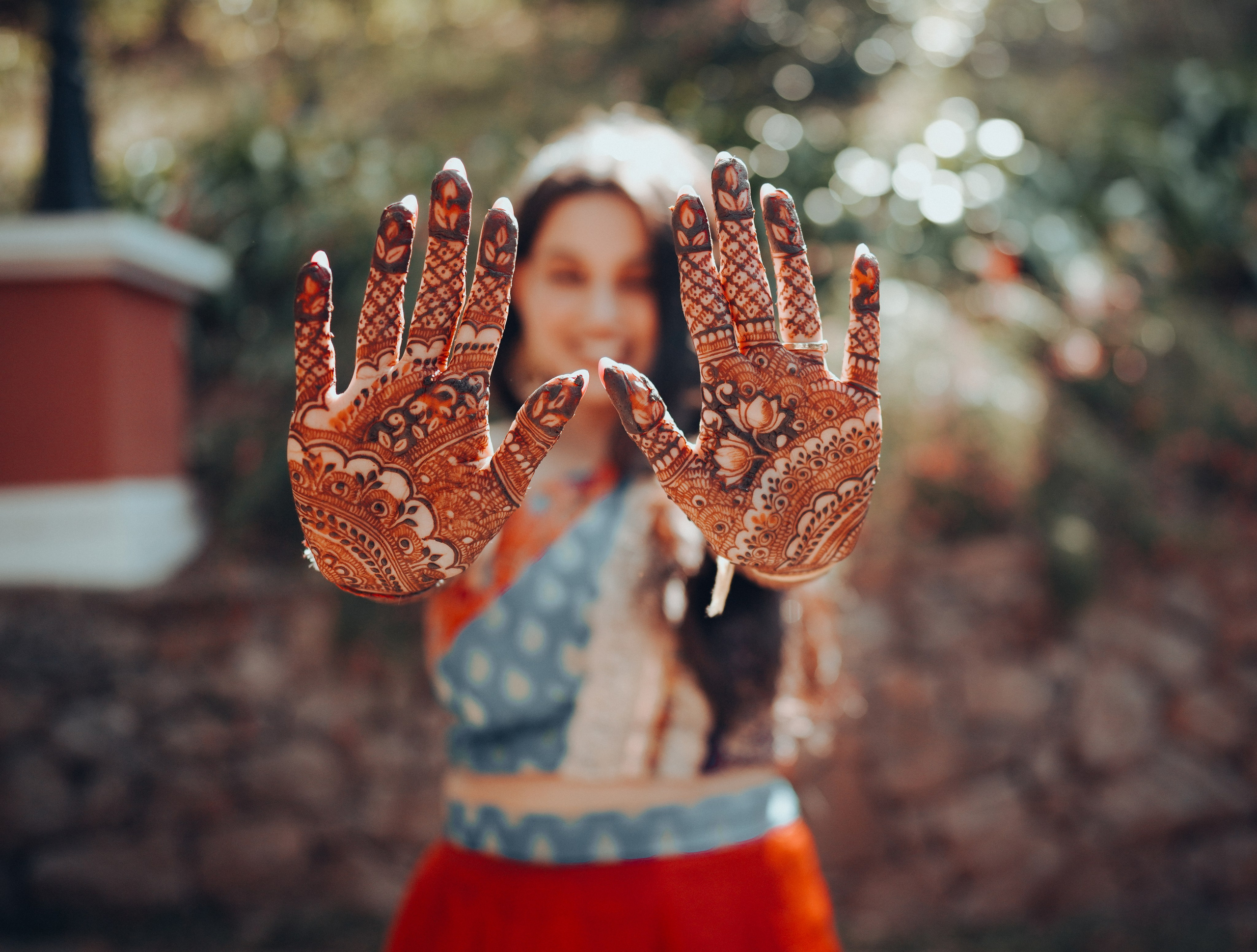 HALDI & MEHANDI. Wedding photographer Stalen Robert