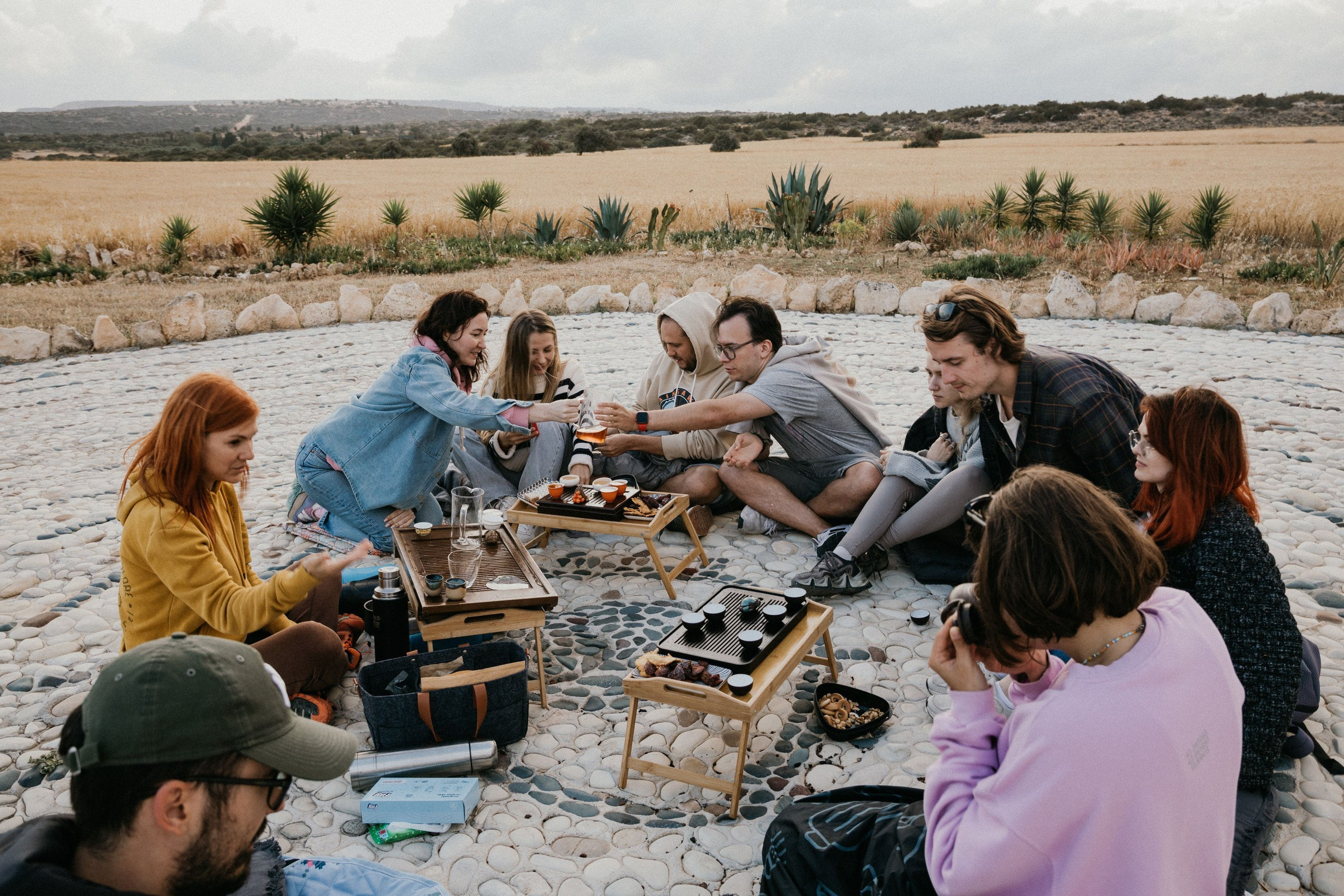 Tea time (Muntyan’s Labyrinth, Cyprus). Photographer in Barcelona capturing unique stories | Kate Chumak