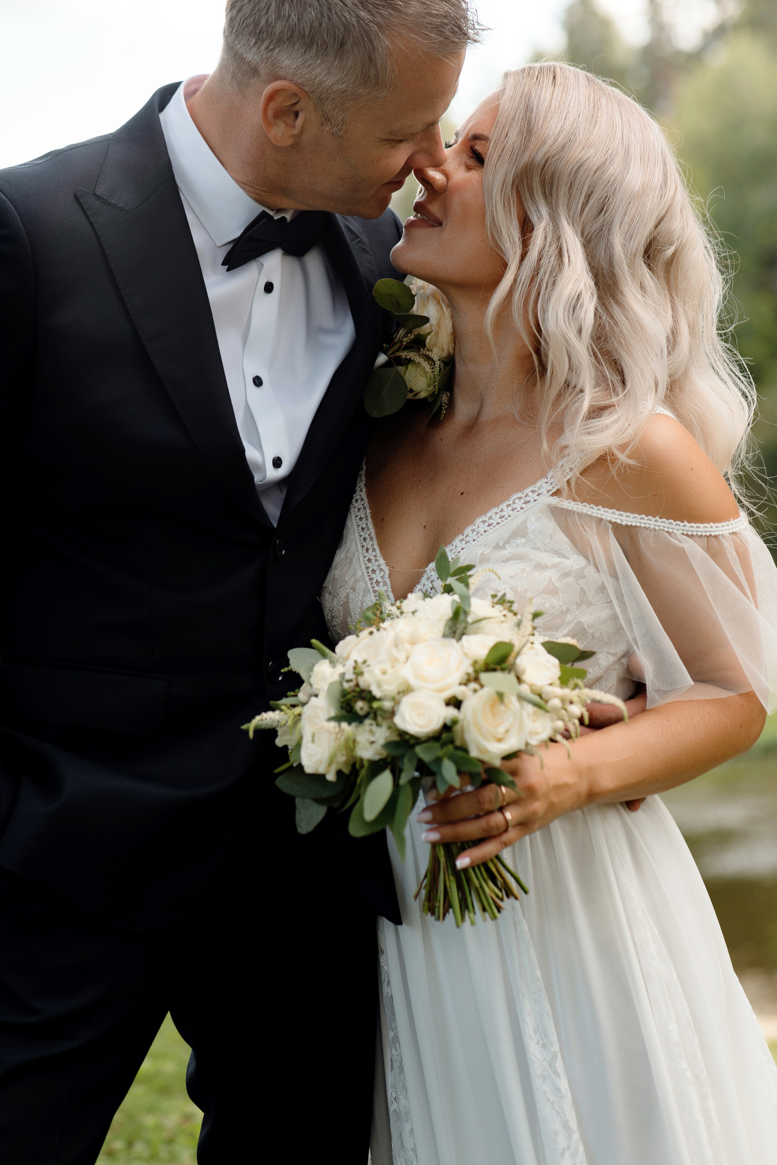 WEDDING SANGASTE. Www.jelenavelpler.com