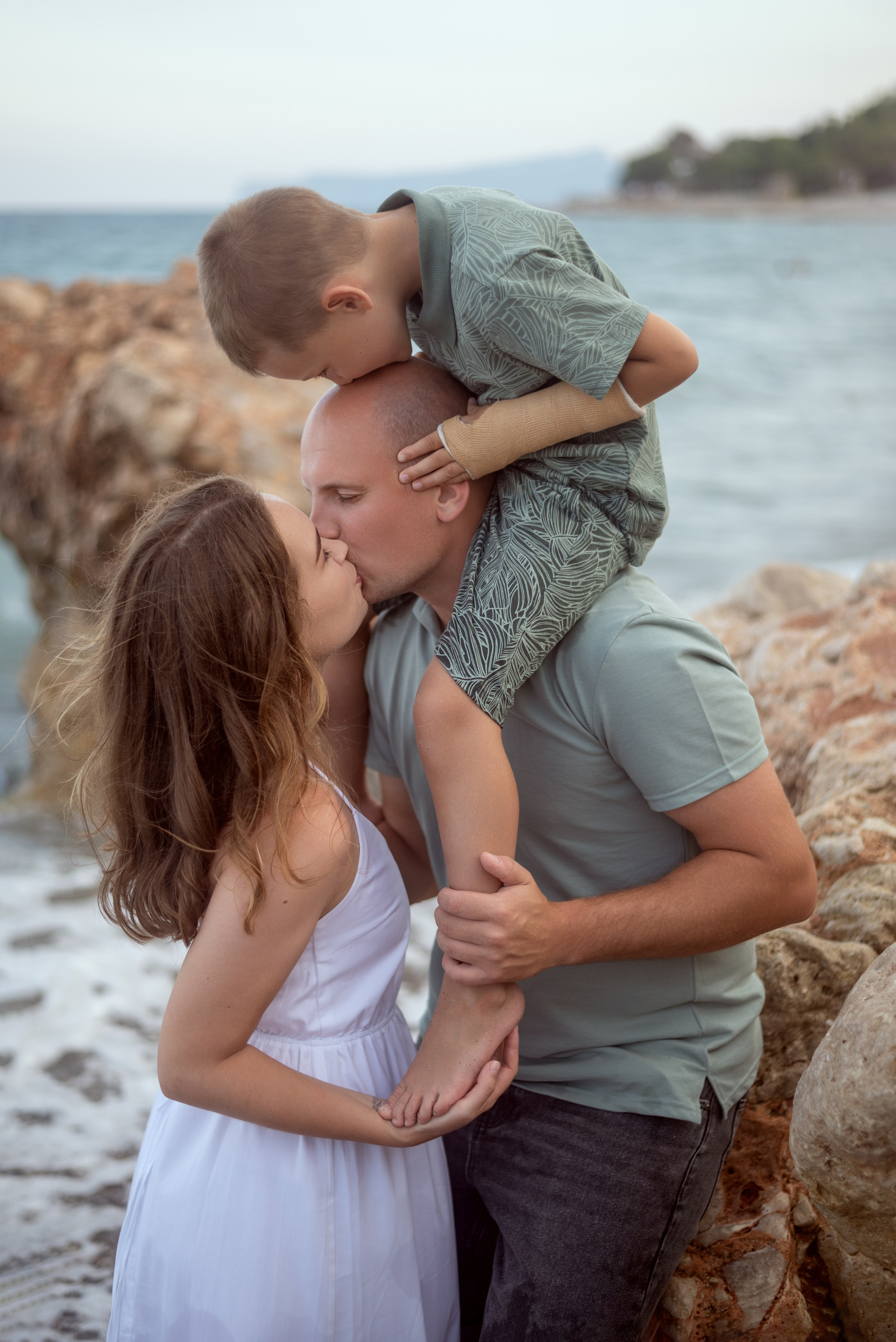 Фотосессия на диком пляже в Кемере. Фотограф Анталия, Кемер, Белек, Сиде Дарья Кая