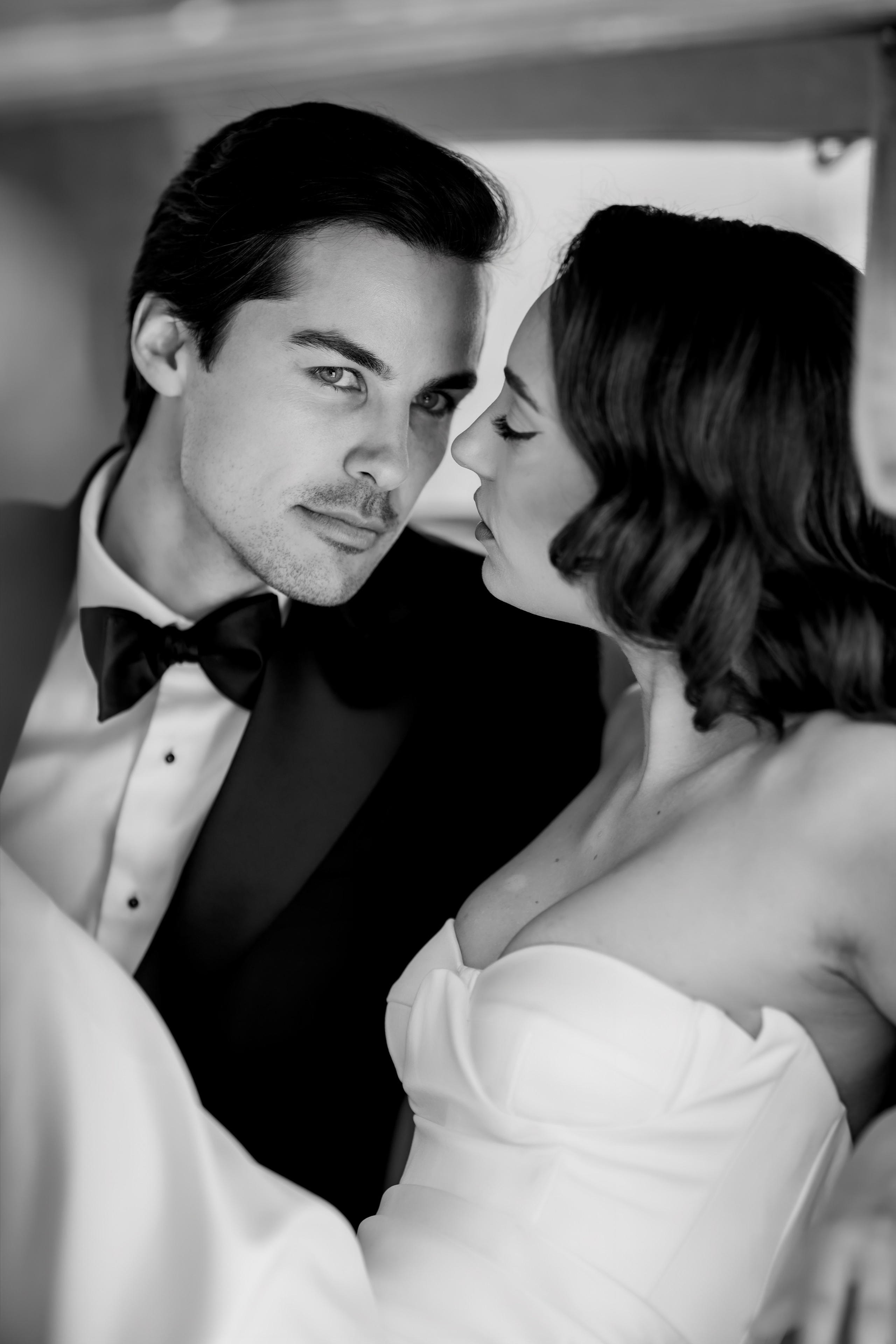 Claudia & Mihai Wedding | Elegant Love Story