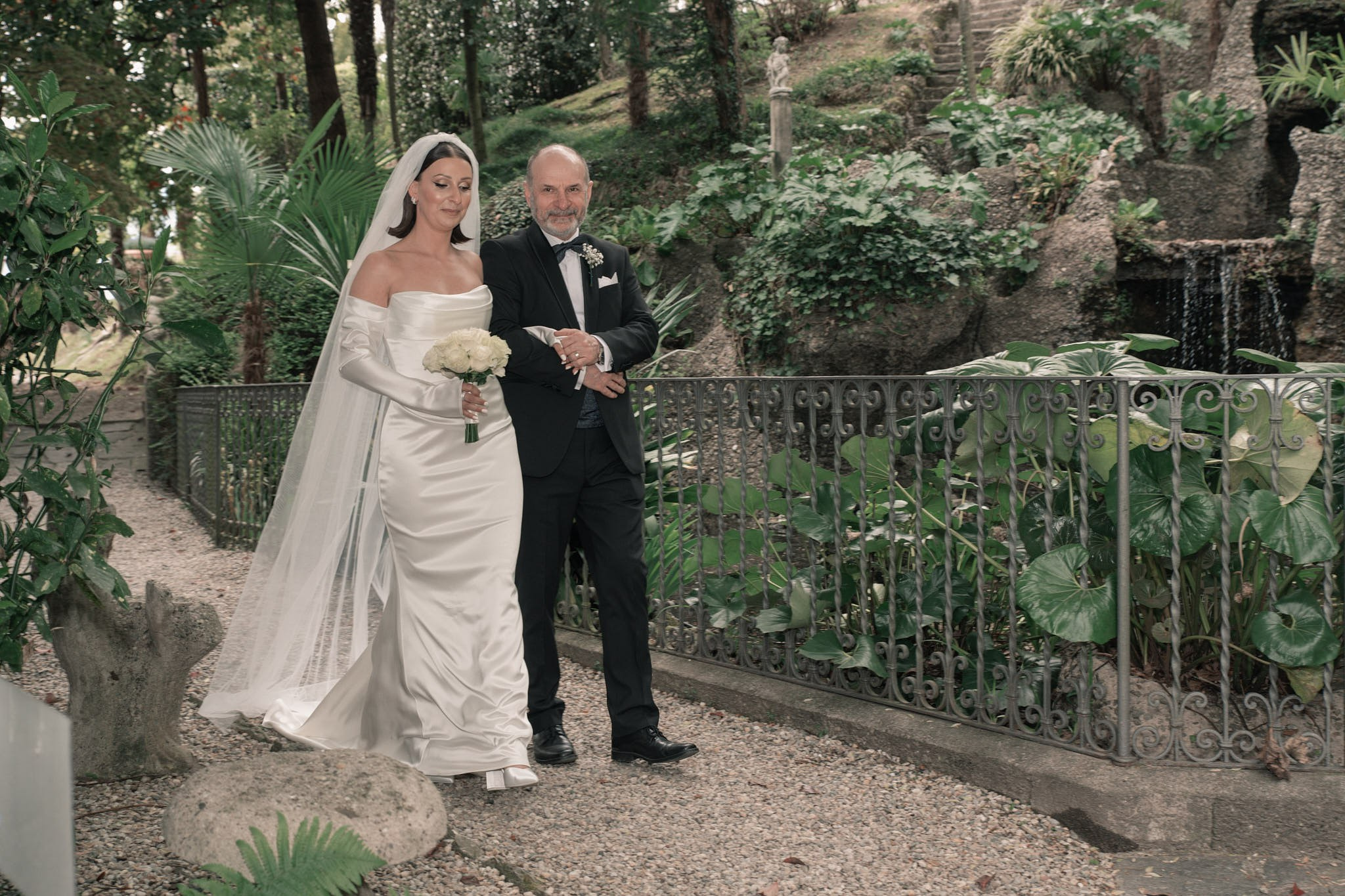 Roxie & Richard Wedding. Fotografo matrimonio Lago di Como Ferrari Media Production