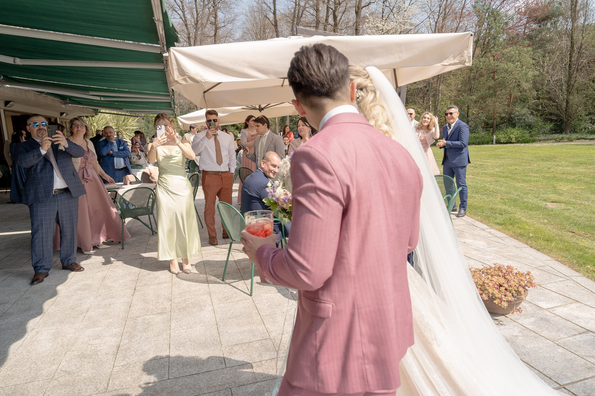 Angelo & Claudia. Fotografo matrimonio Lago di Como Ferrari Media Production