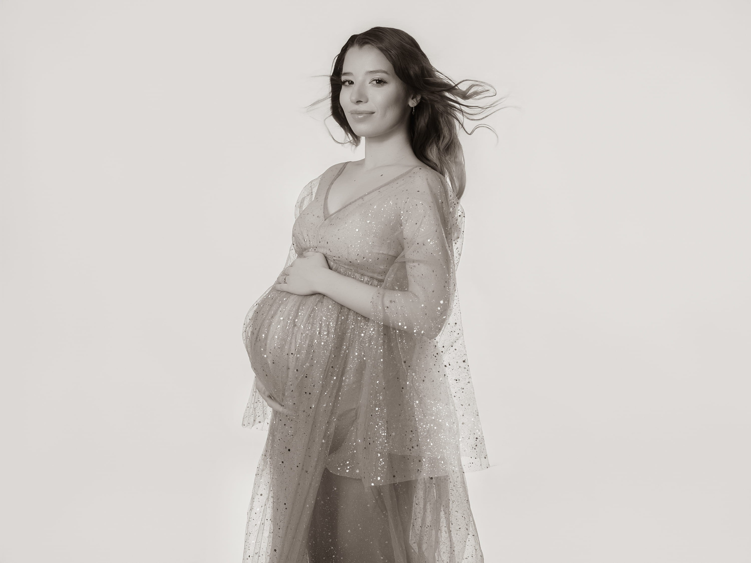 Elegant Studio Maternity Photography in Rotterdam