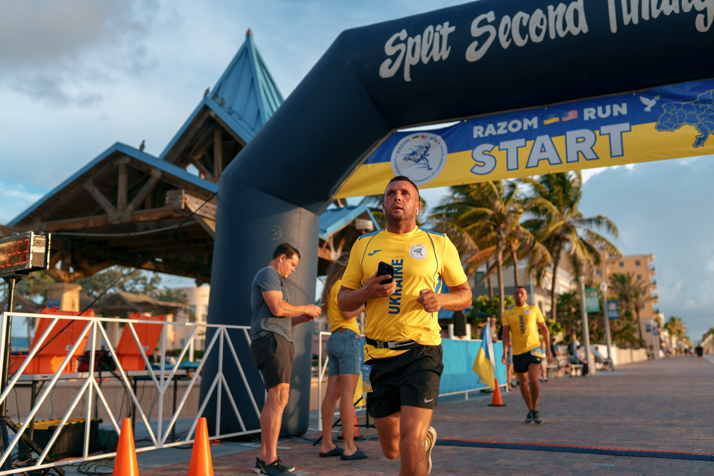 RAZOM RUN. ФОТОГРАФ ФЛОРИДА МАЙАМИ