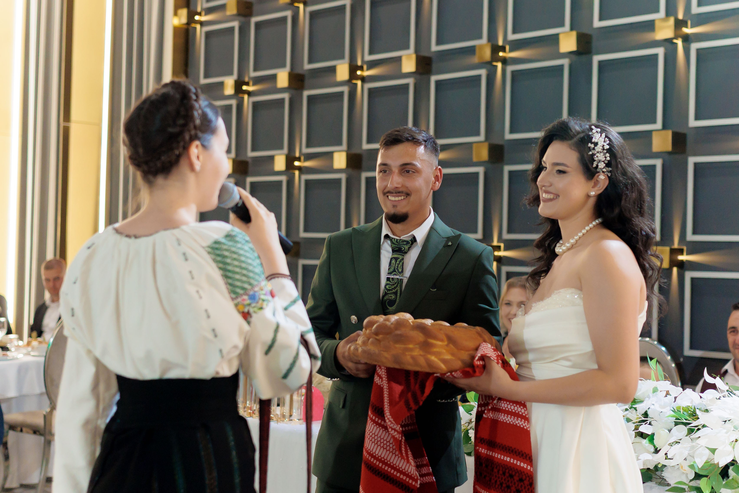 Nunta Nicoleta & Răzvan | Fotografie & Videografie Profesională. Servicii foto-video profesionale, pentru momente de neuitat